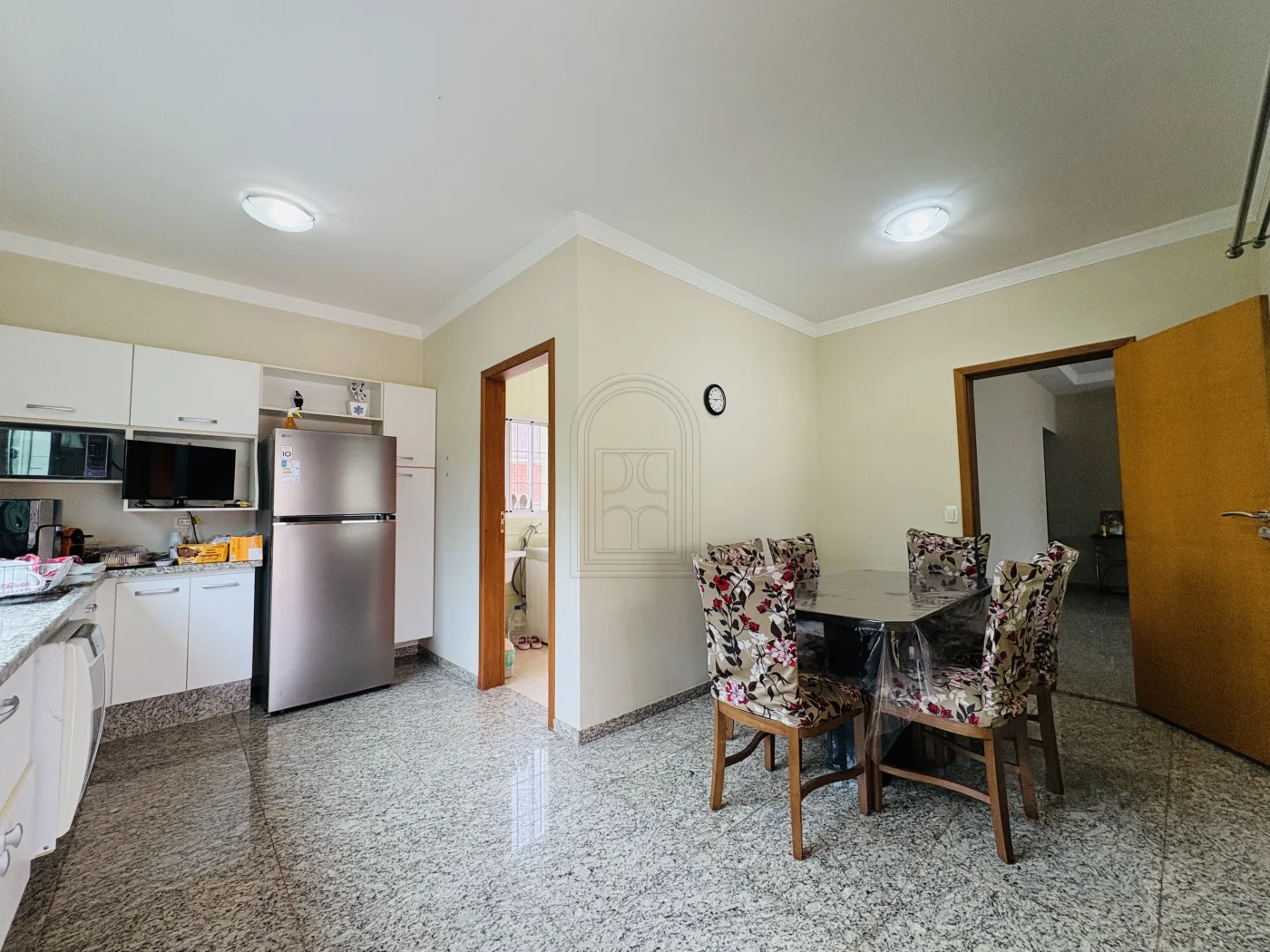 Comprar Casa / Padr&atilde;o em Londrina R$ 980.000,00 - Foto 18