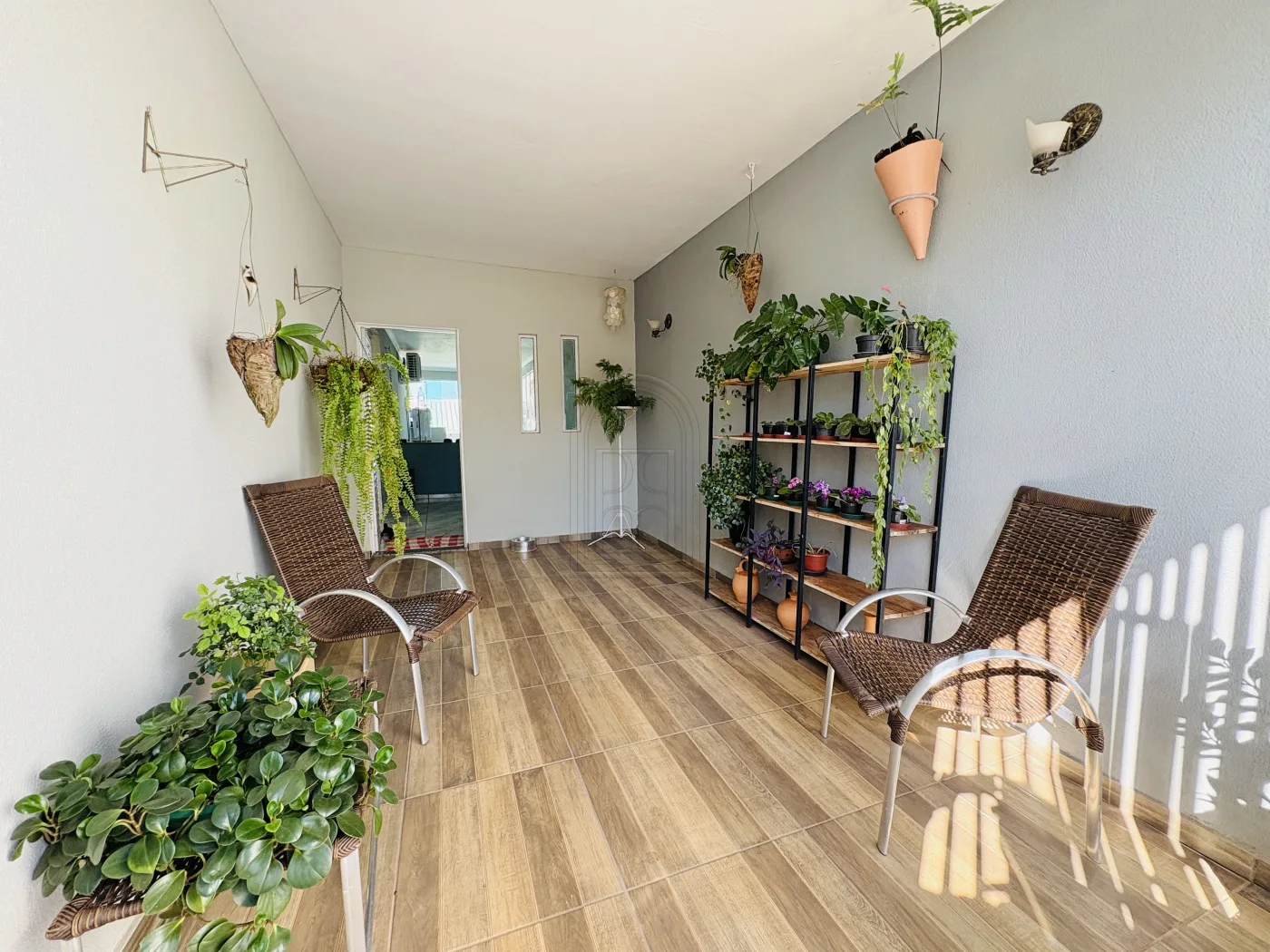 Comprar Casa / Padr&atilde;o em Londrina R$ 790.000,00 - Foto 2