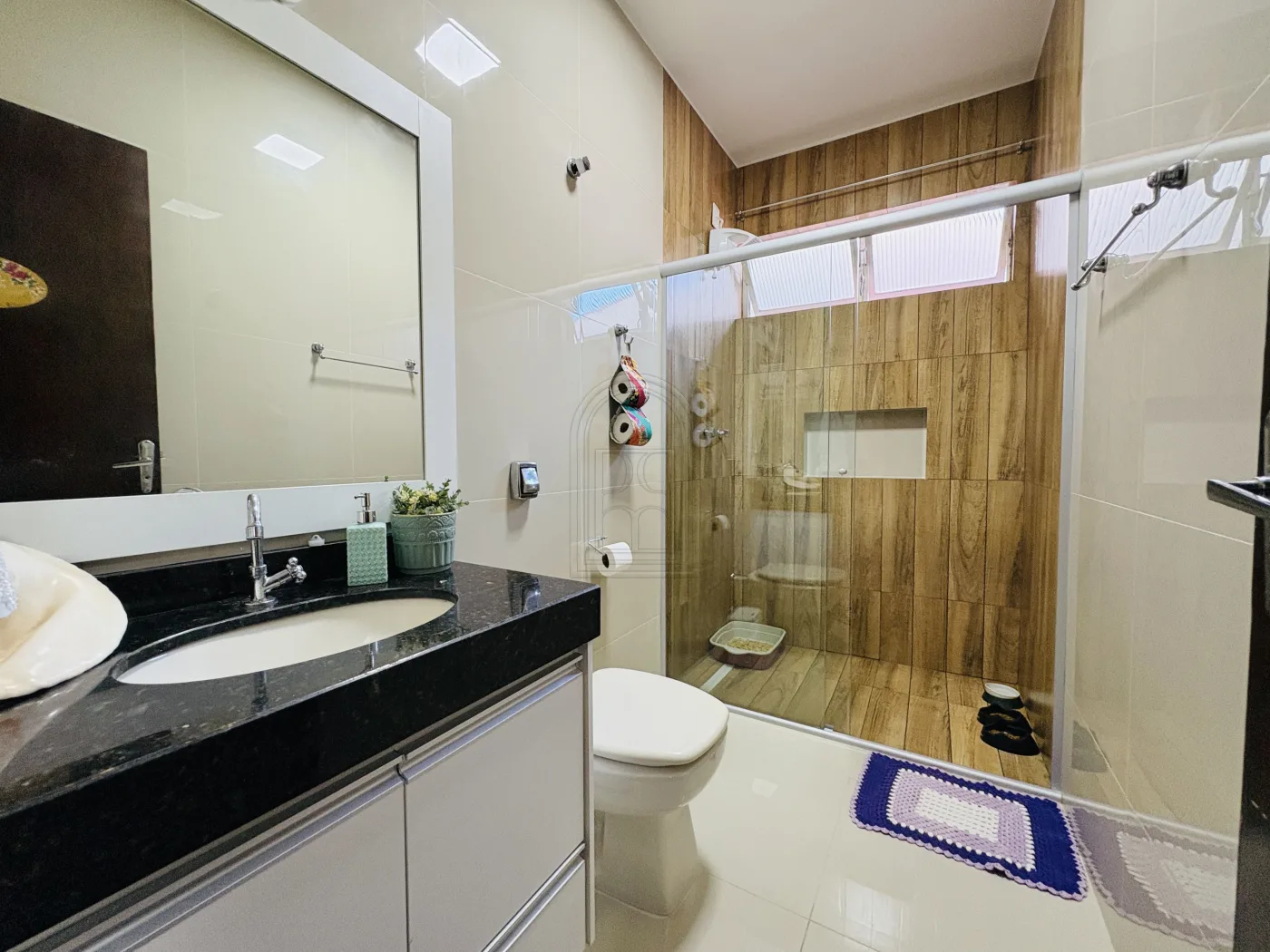 Comprar Casa / Padr&atilde;o em Londrina R$ 790.000,00 - Foto 9