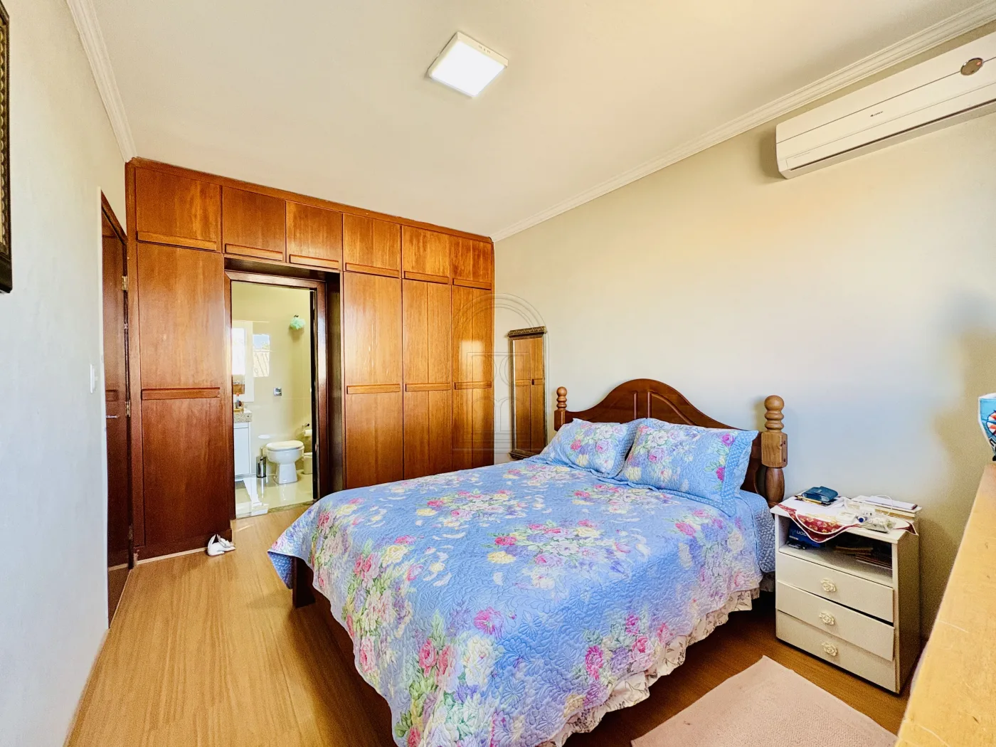 Comprar Casa / Padr&atilde;o em Londrina R$ 790.000,00 - Foto 15