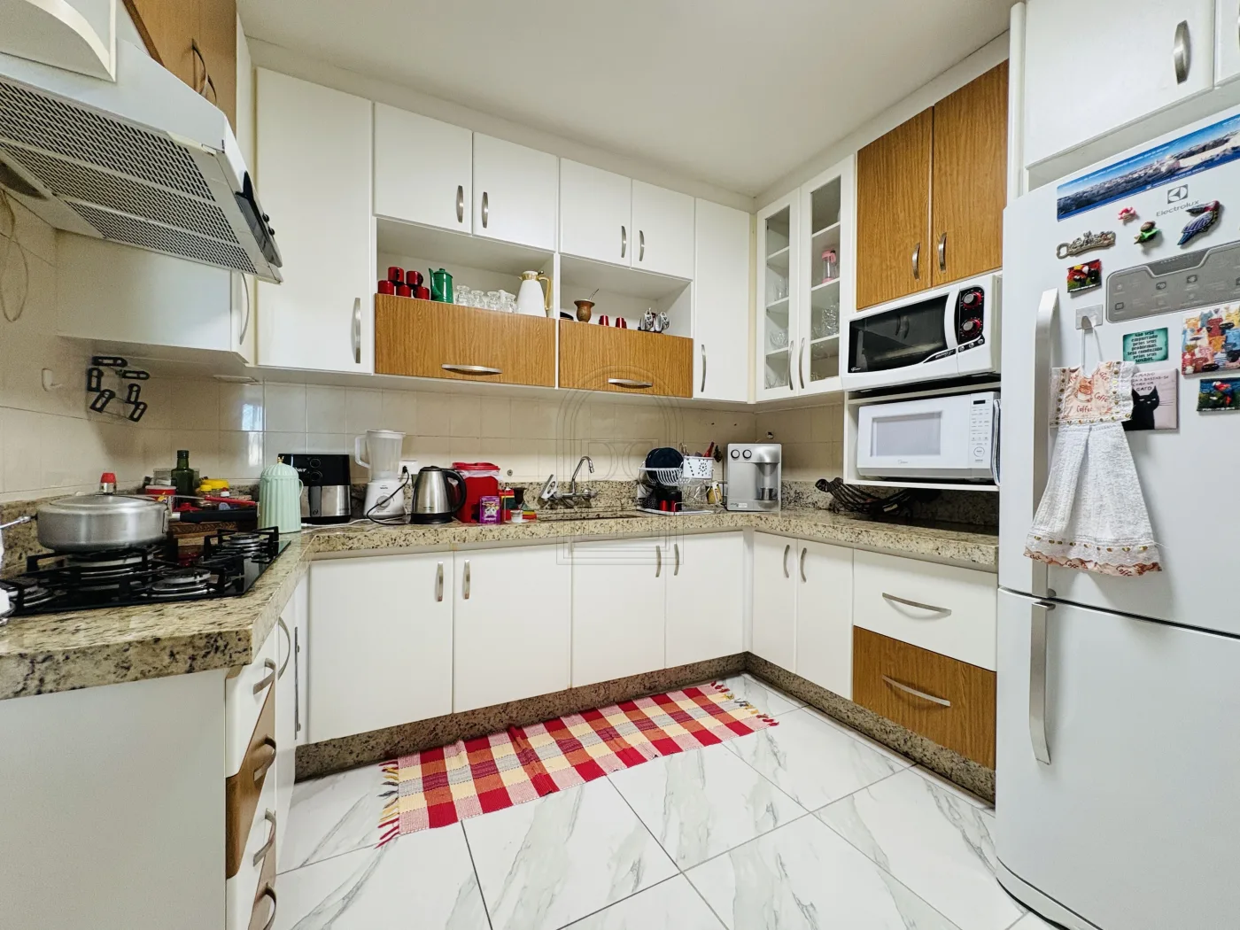Comprar Casa / Padr&atilde;o em Londrina R$ 790.000,00 - Foto 17