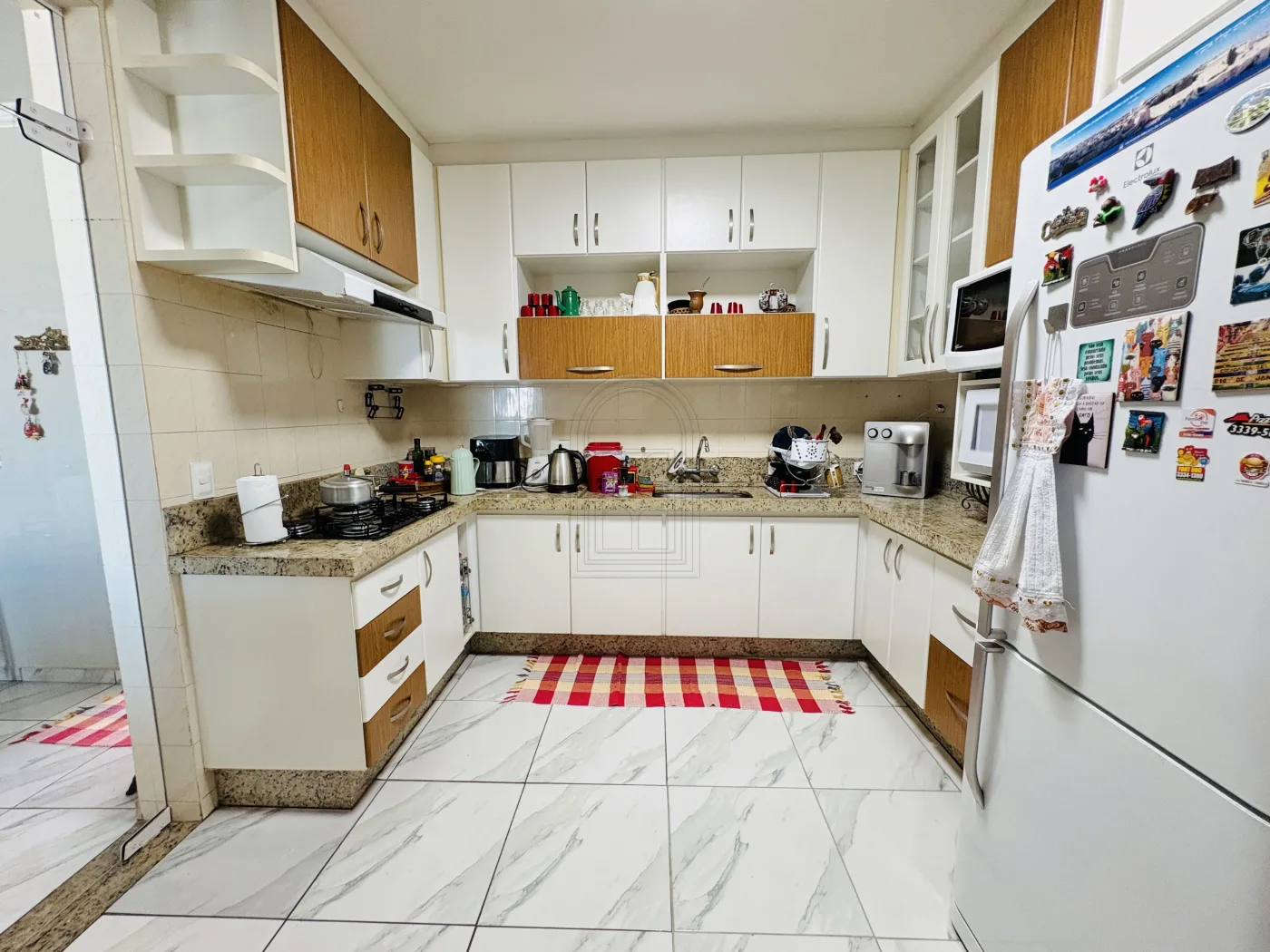 Comprar Casa / Padr&atilde;o em Londrina R$ 790.000,00 - Foto 18