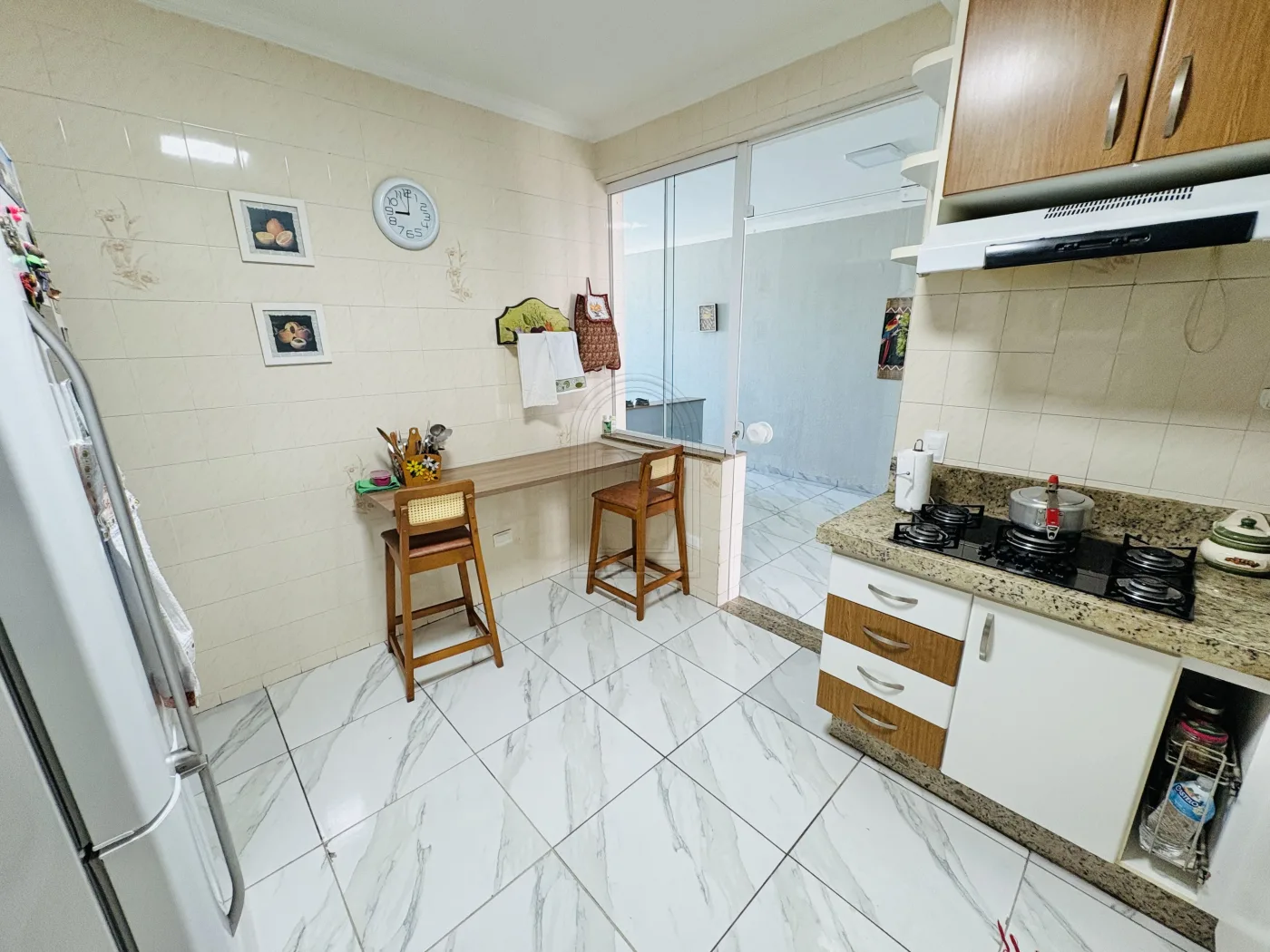 Comprar Casa / Padr&atilde;o em Londrina R$ 790.000,00 - Foto 19