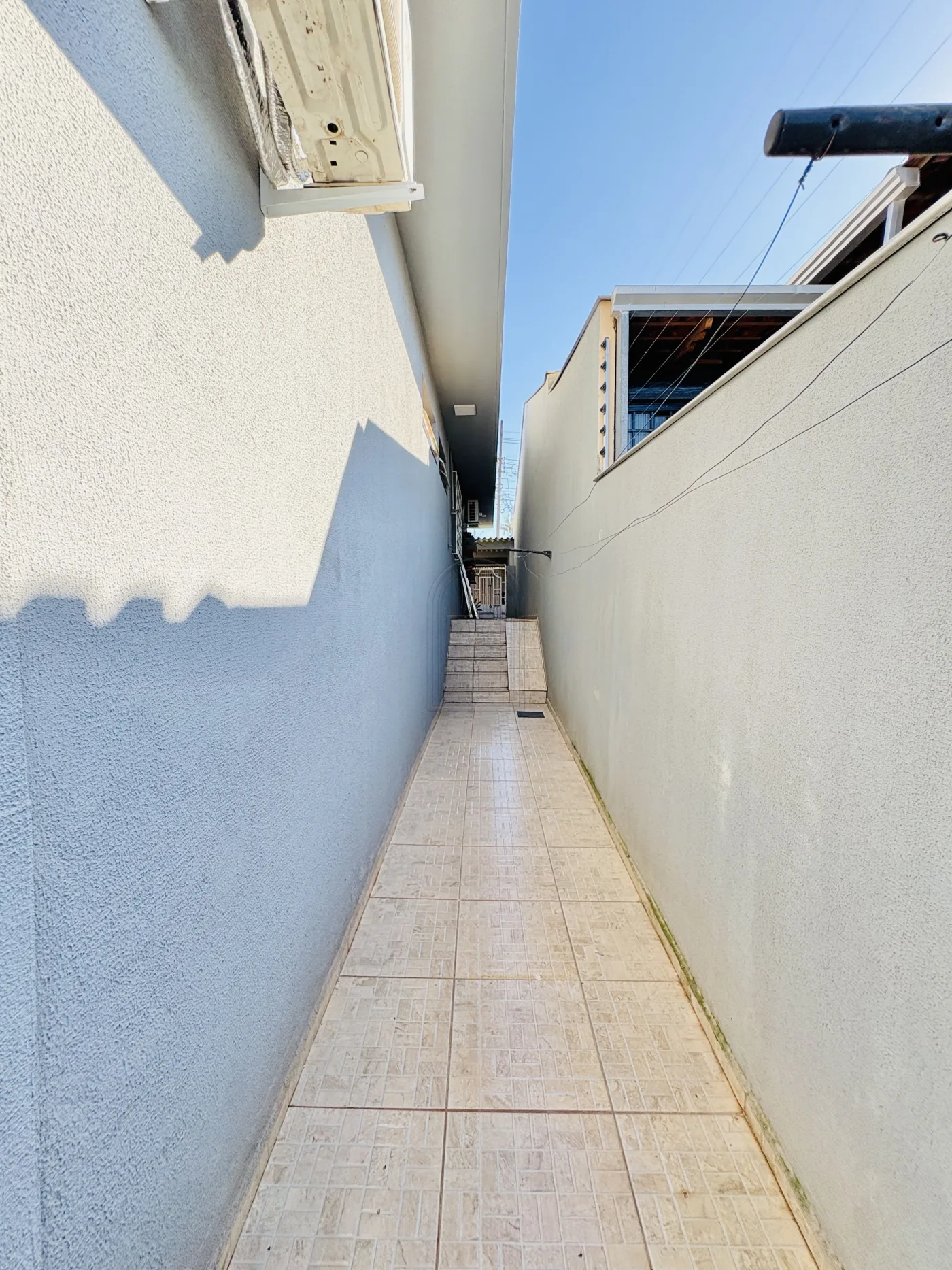 Comprar Casa / Padr&atilde;o em Londrina R$ 790.000,00 - Foto 27