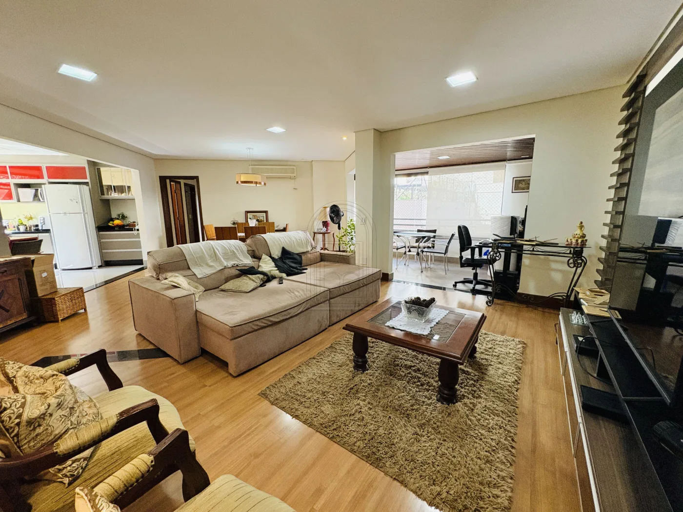 Comprar Apartamento / Padr&atilde;o em Londrina R$ 890.000,00 - Foto 1