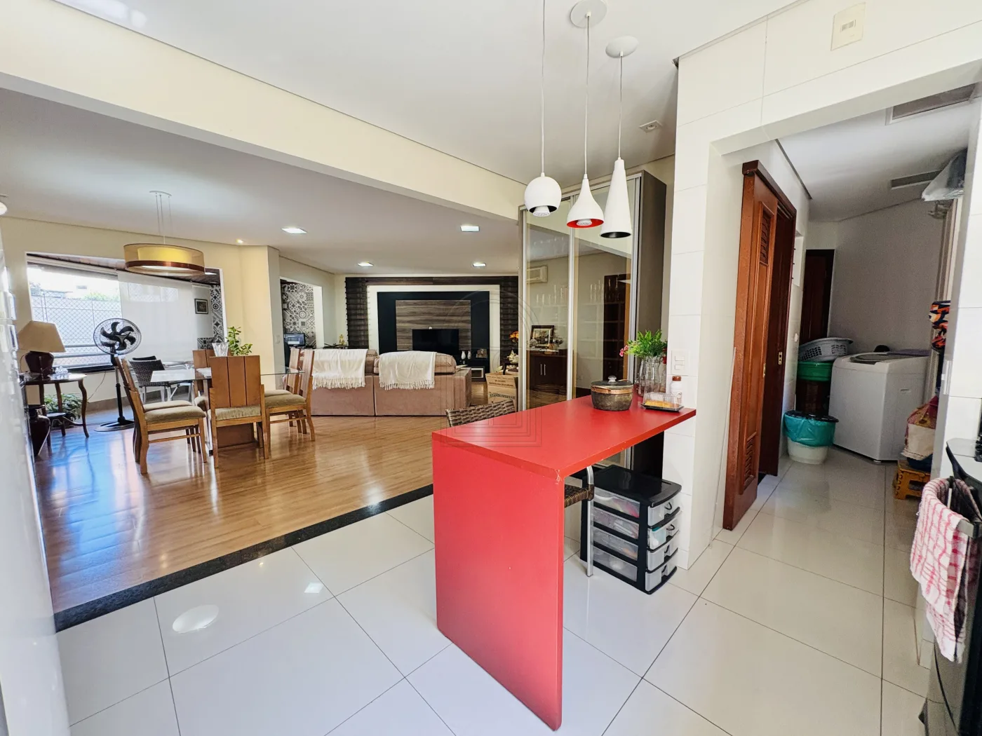 Comprar Apartamento / Padr&atilde;o em Londrina R$ 890.000,00 - Foto 9