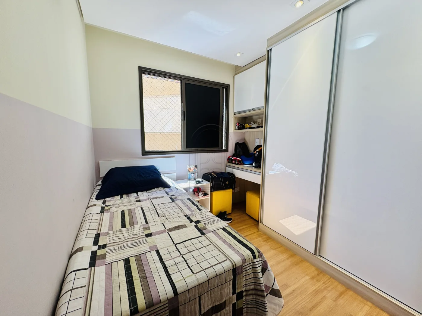 Comprar Apartamento / Padr&atilde;o em Londrina R$ 890.000,00 - Foto 13