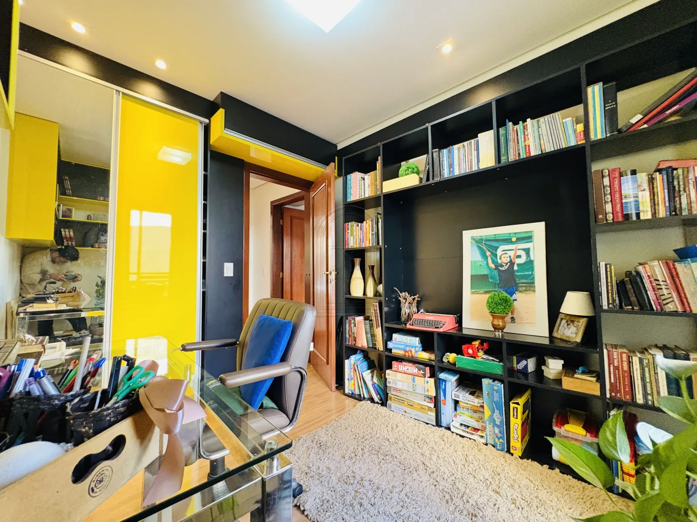 Comprar Apartamento / Padr&atilde;o em Londrina R$ 890.000,00 - Foto 16