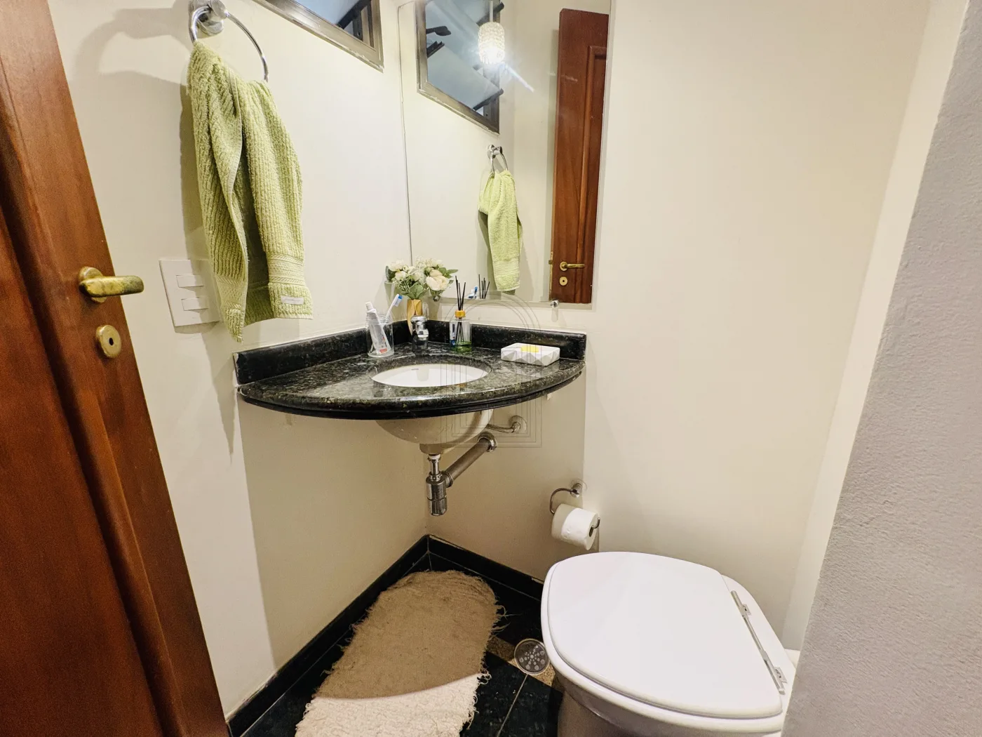 Comprar Apartamento / Padr&atilde;o em Londrina R$ 890.000,00 - Foto 21