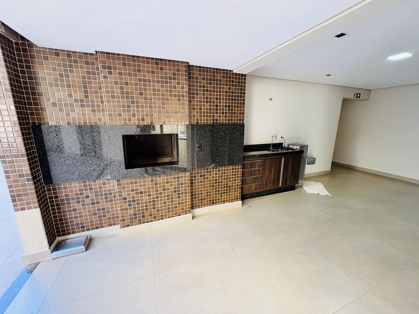 Comprar Apartamento / Padr&atilde;o em Londrina R$ 890.000,00 - Foto 22