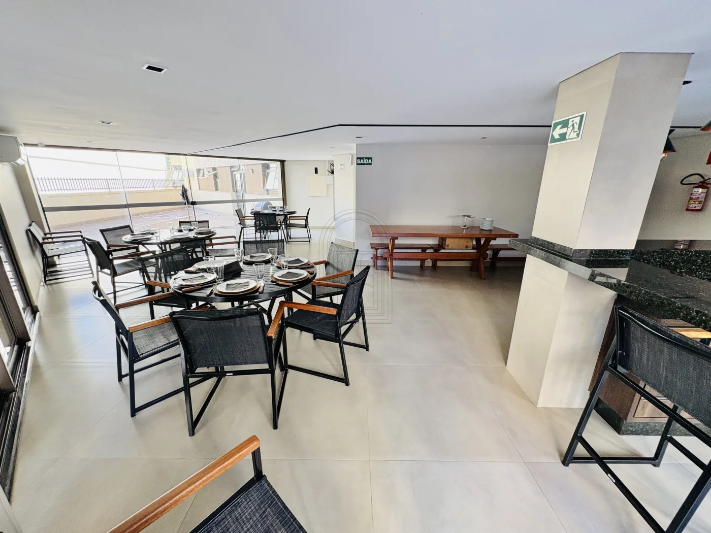 Comprar Apartamento / Padr&atilde;o em Londrina R$ 890.000,00 - Foto 24