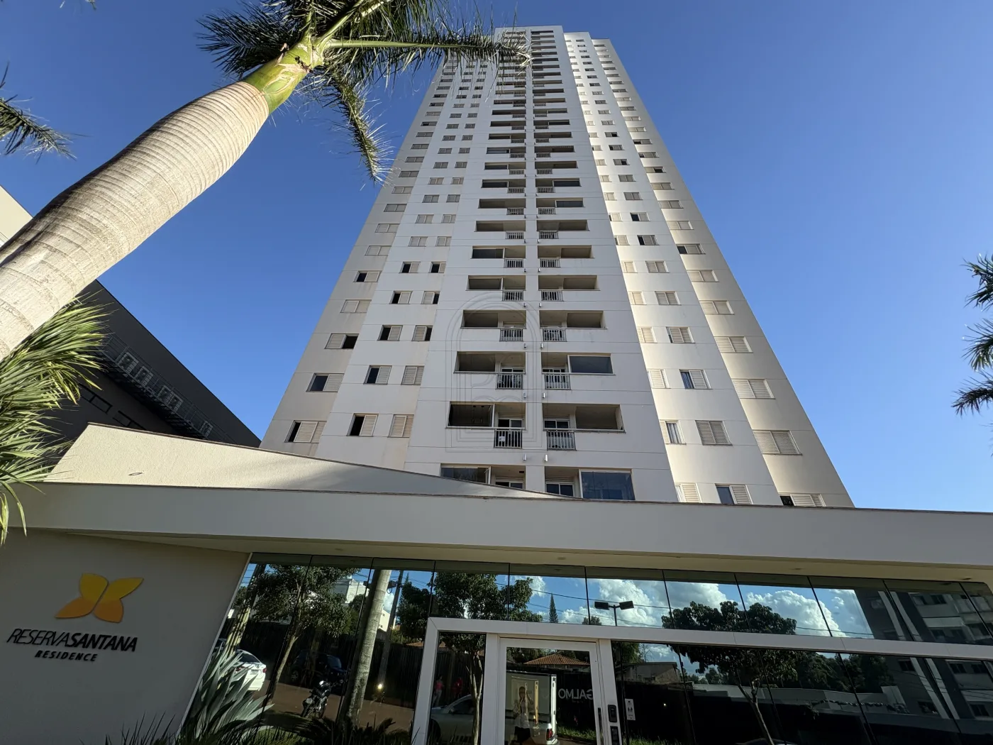 Comprar Apartamento / Padr&atilde;o em Londrina R$ 650.000,00 - Foto 14