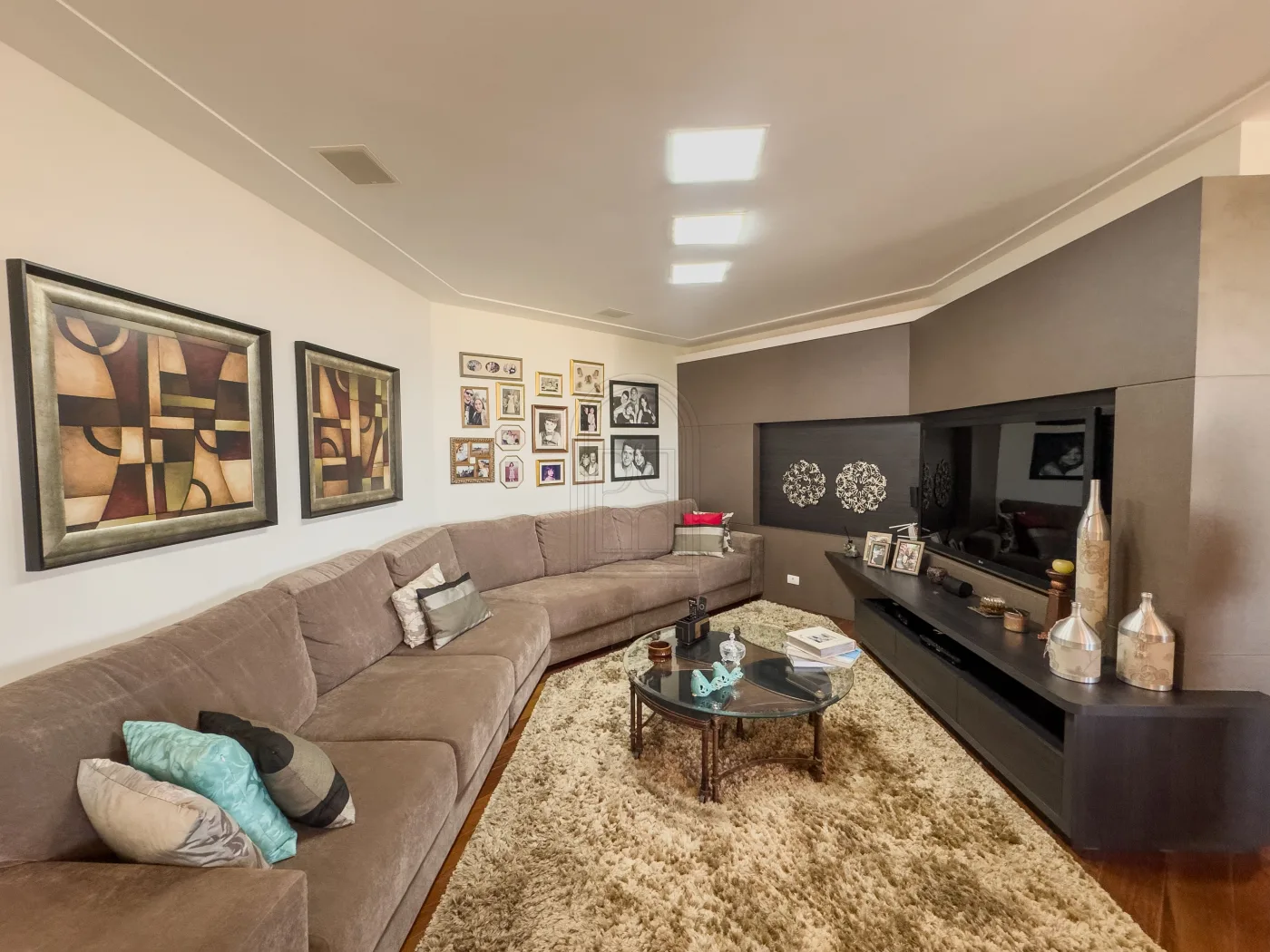 Comprar Apartamento / Cobertura em Londrina R$ 2.200.000,00 - Foto 1