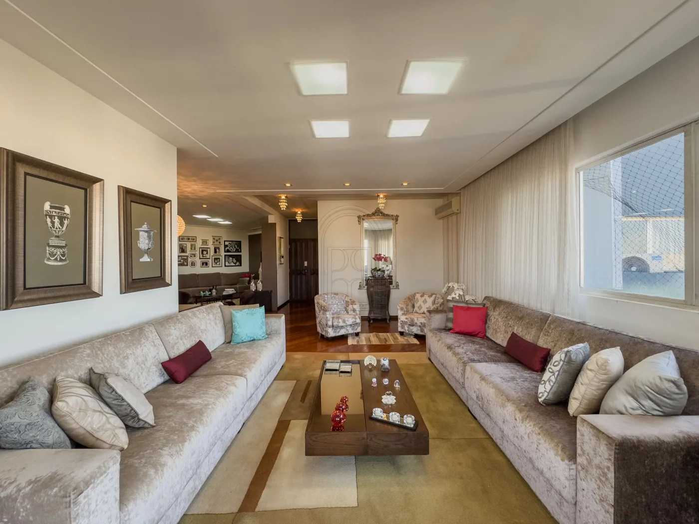 Comprar Apartamento / Cobertura em Londrina R$ 2.200.000,00 - Foto 3