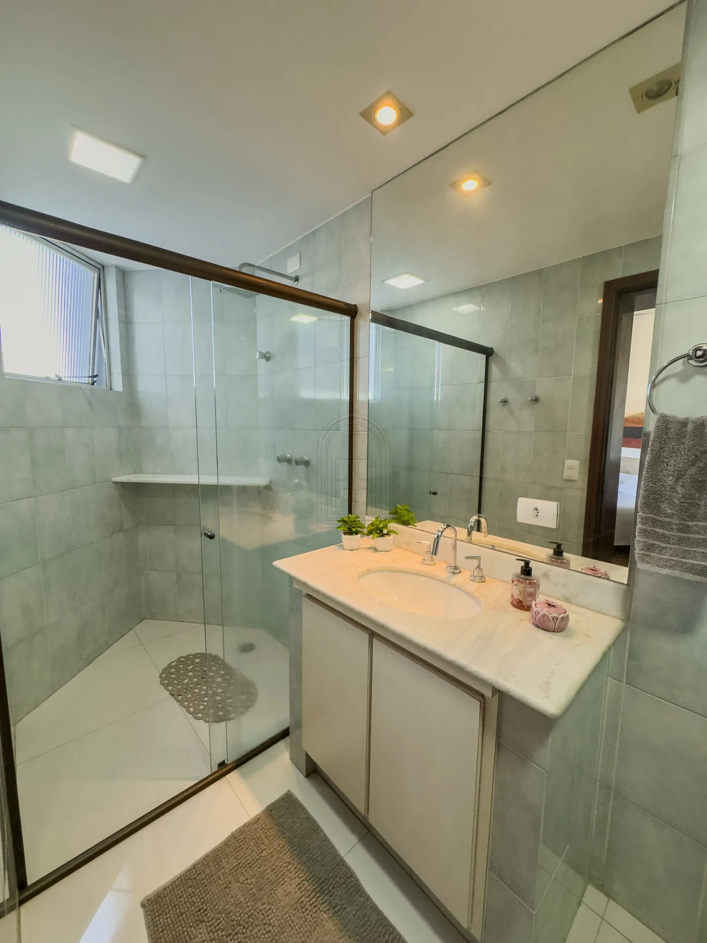 Comprar Apartamento / Cobertura em Londrina R$ 2.200.000,00 - Foto 16