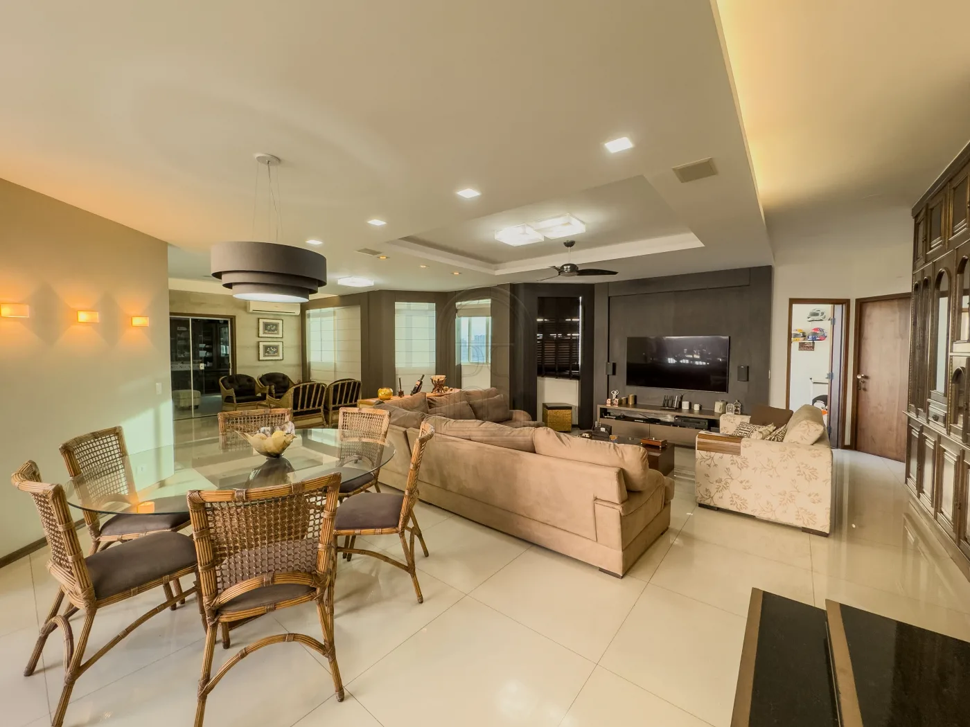 Comprar Apartamento / Cobertura em Londrina R$ 2.200.000,00 - Foto 37