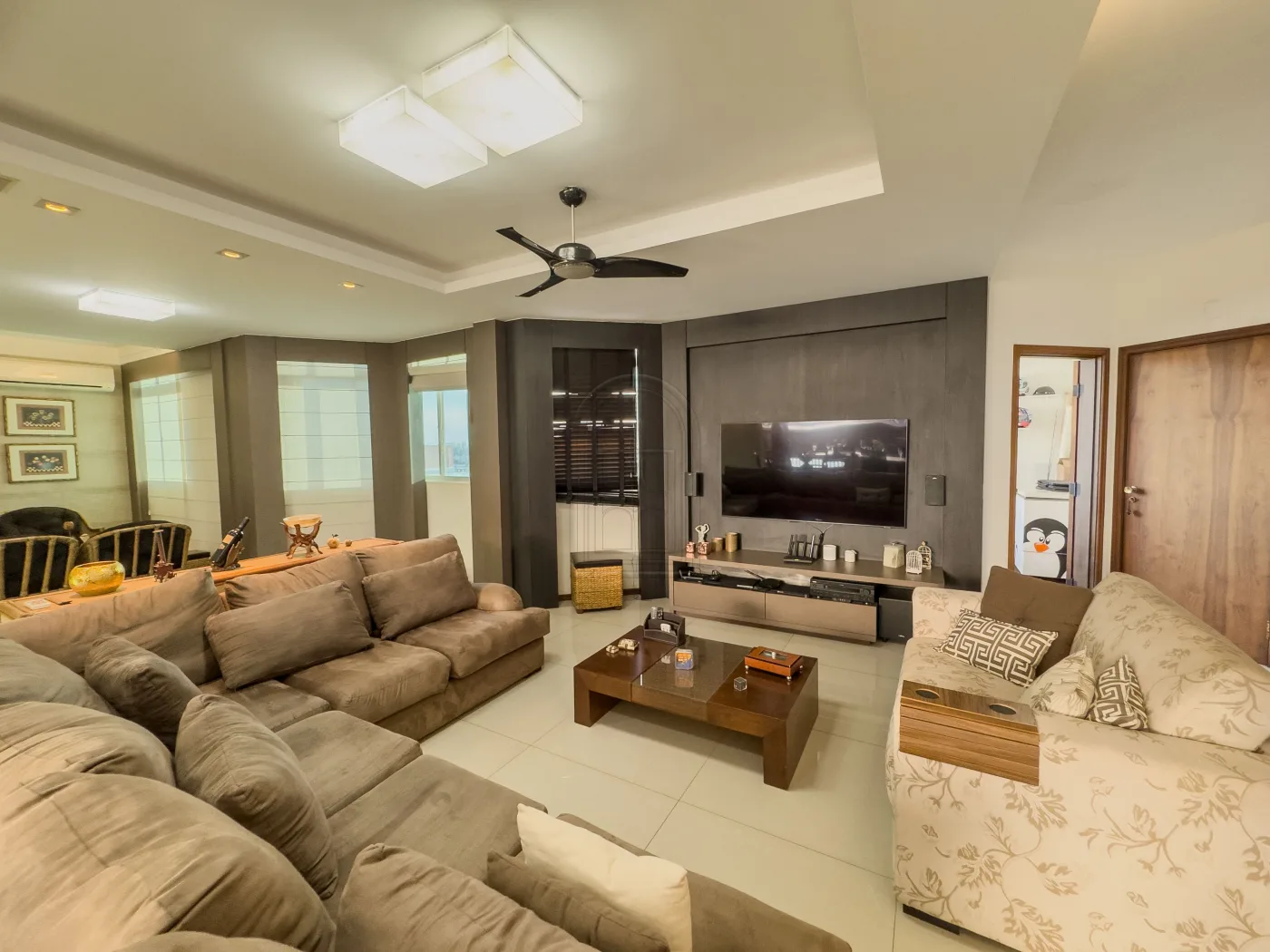 Comprar Apartamento / Cobertura em Londrina R$ 2.200.000,00 - Foto 36