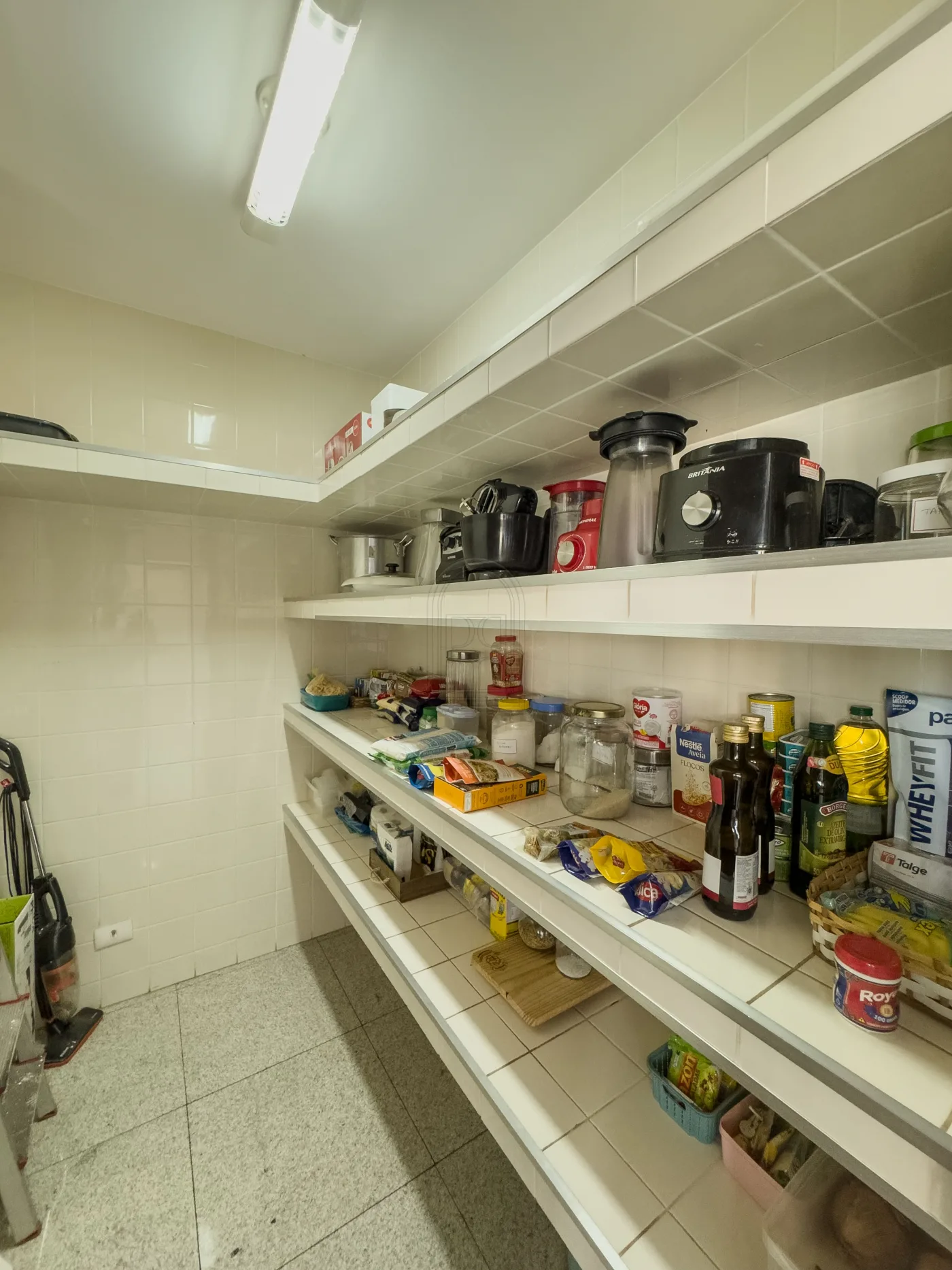 Comprar Apartamento / Cobertura em Londrina R$ 2.200.000,00 - Foto 13