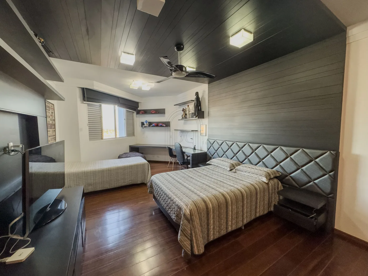 Comprar Apartamento / Cobertura em Londrina R$ 2.200.000,00 - Foto 27