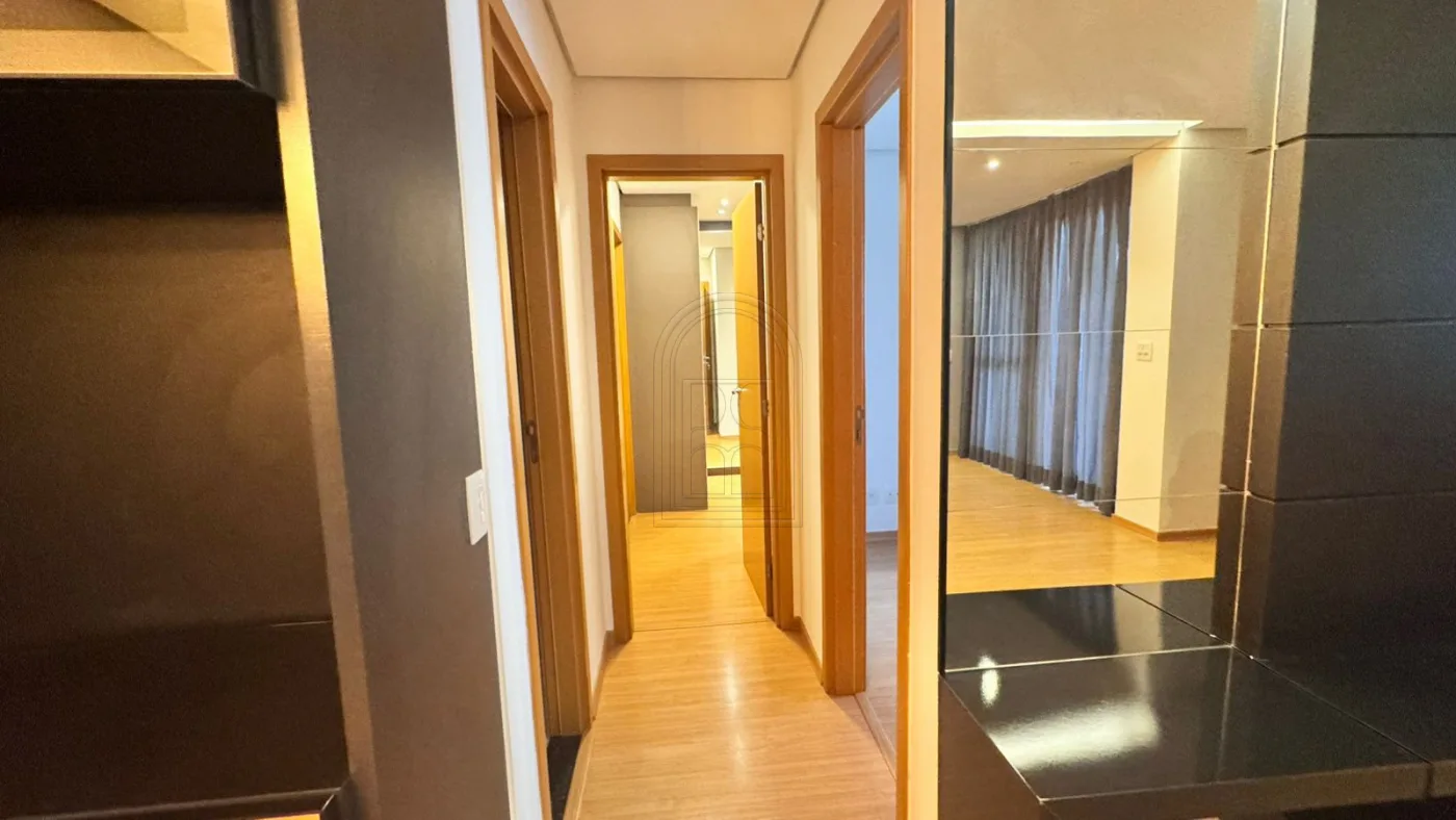 Comprar Apartamento / Padr&atilde;o em Londrina R$ 700.000,00 - Foto 7