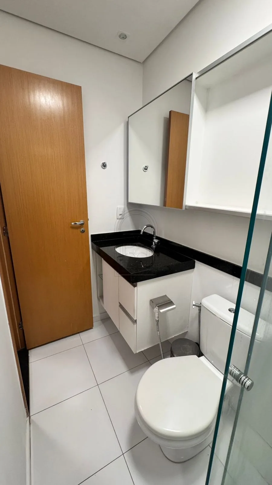 Comprar Apartamento / Padr&atilde;o em Londrina R$ 700.000,00 - Foto 26