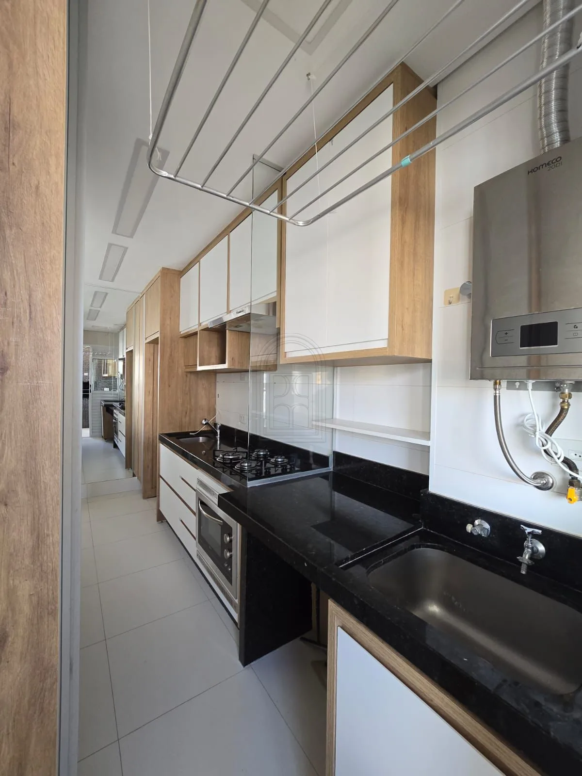 Alugar Apartamento / Padr&atilde;o em Londrina R$ 4.500,00 - Foto 3