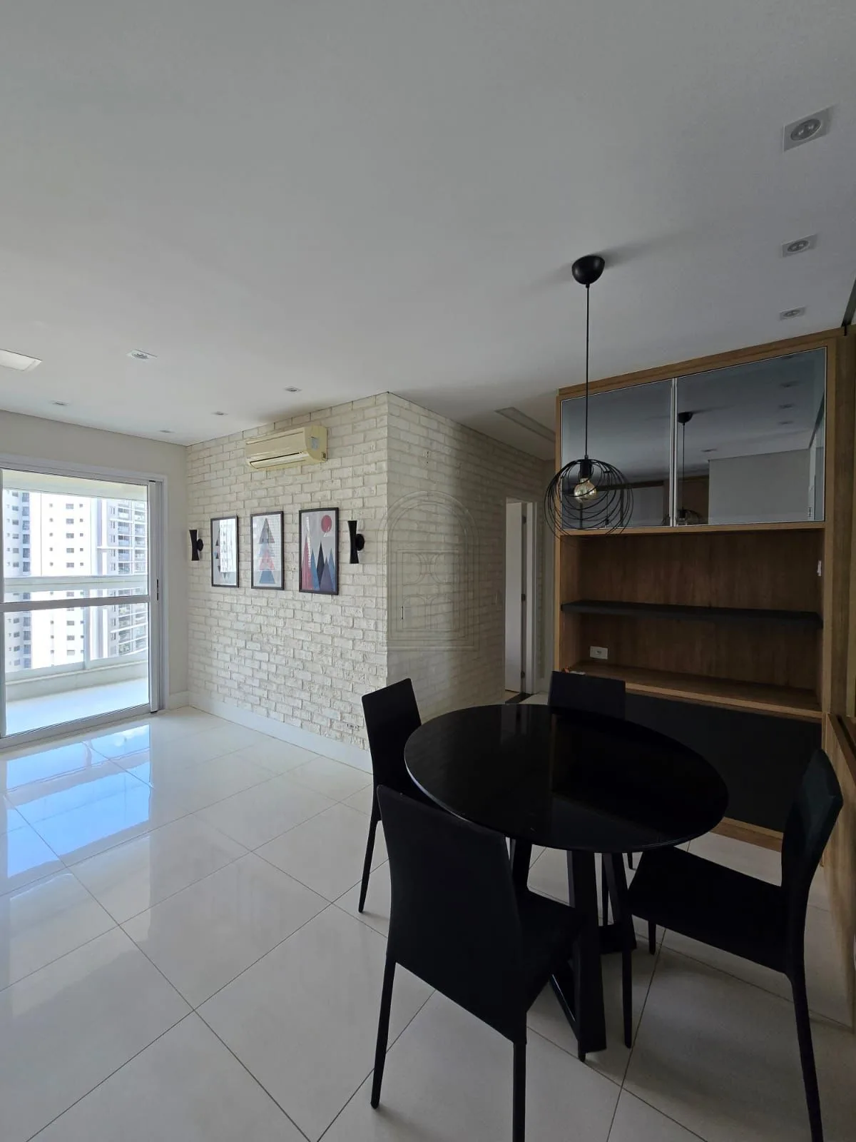 Alugar Apartamento / Padr&atilde;o em Londrina R$ 4.500,00 - Foto 5