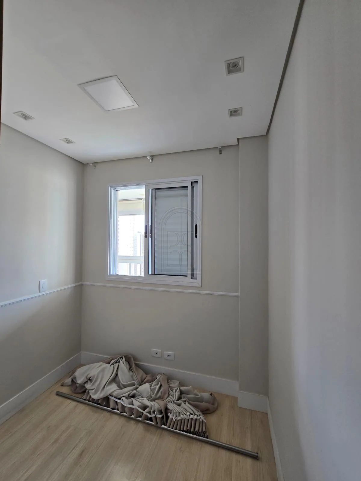Alugar Apartamento / Padr&atilde;o em Londrina R$ 4.500,00 - Foto 10