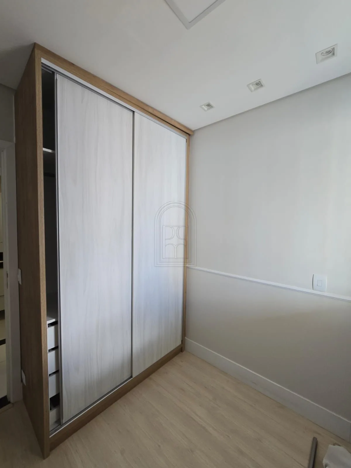 Alugar Apartamento / Padr&atilde;o em Londrina R$ 4.500,00 - Foto 12