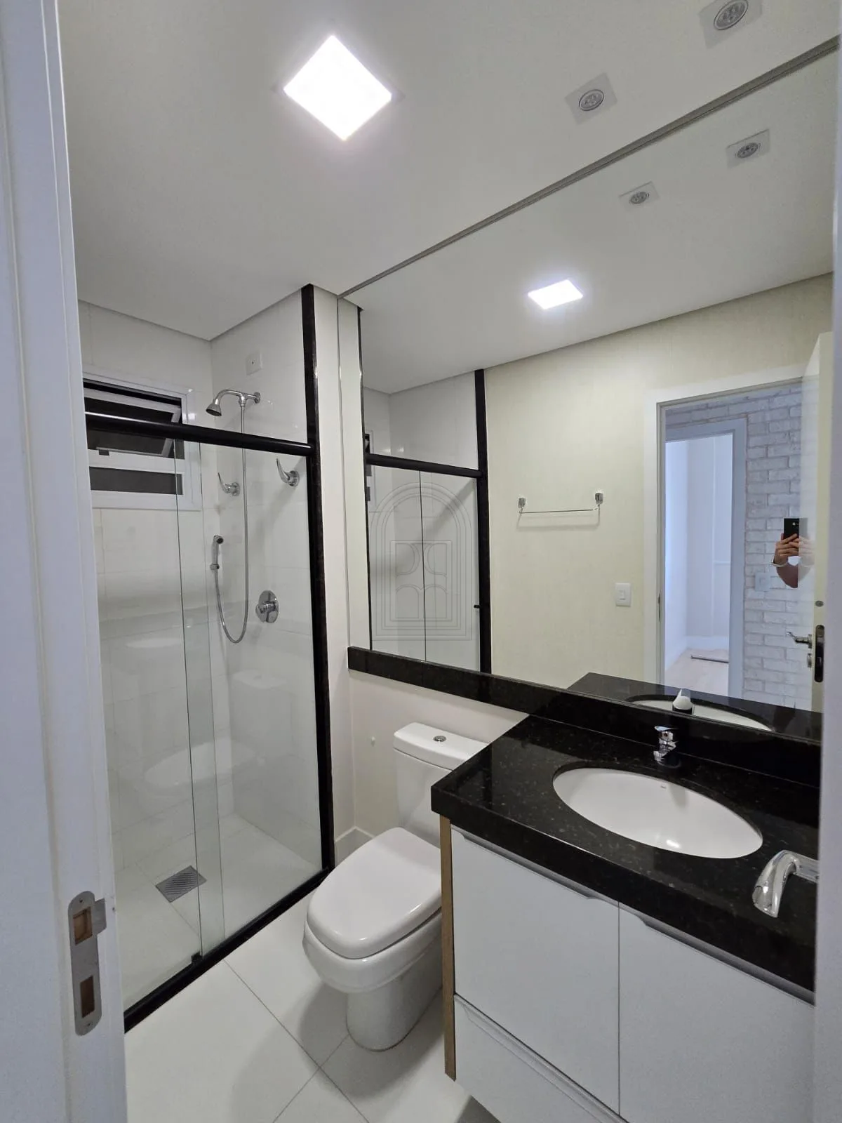 Alugar Apartamento / Padr&atilde;o em Londrina R$ 4.500,00 - Foto 13