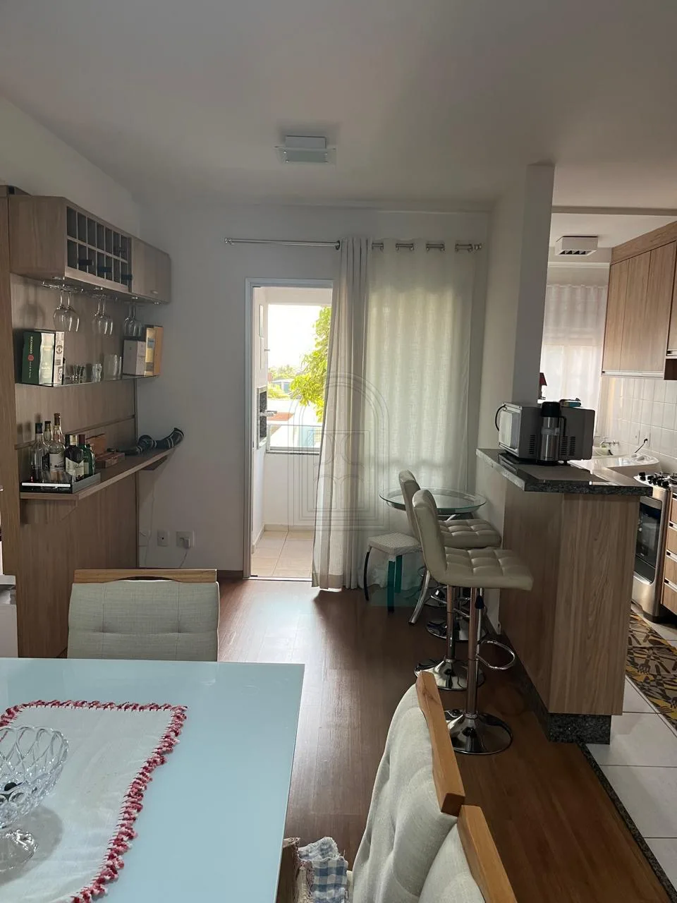 Comprar Apartamento / Padr&atilde;o em Londrina R$ 470.000,00 - Foto 6
