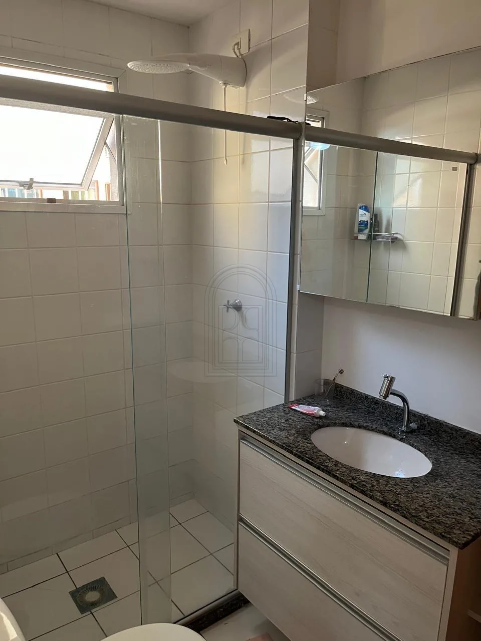 Comprar Apartamento / Padr&atilde;o em Londrina R$ 470.000,00 - Foto 12