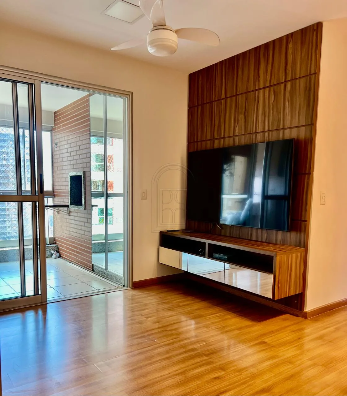 Alugar Apartamento / Padr&atilde;o em Londrina R$ 3.500,00 - Foto 1