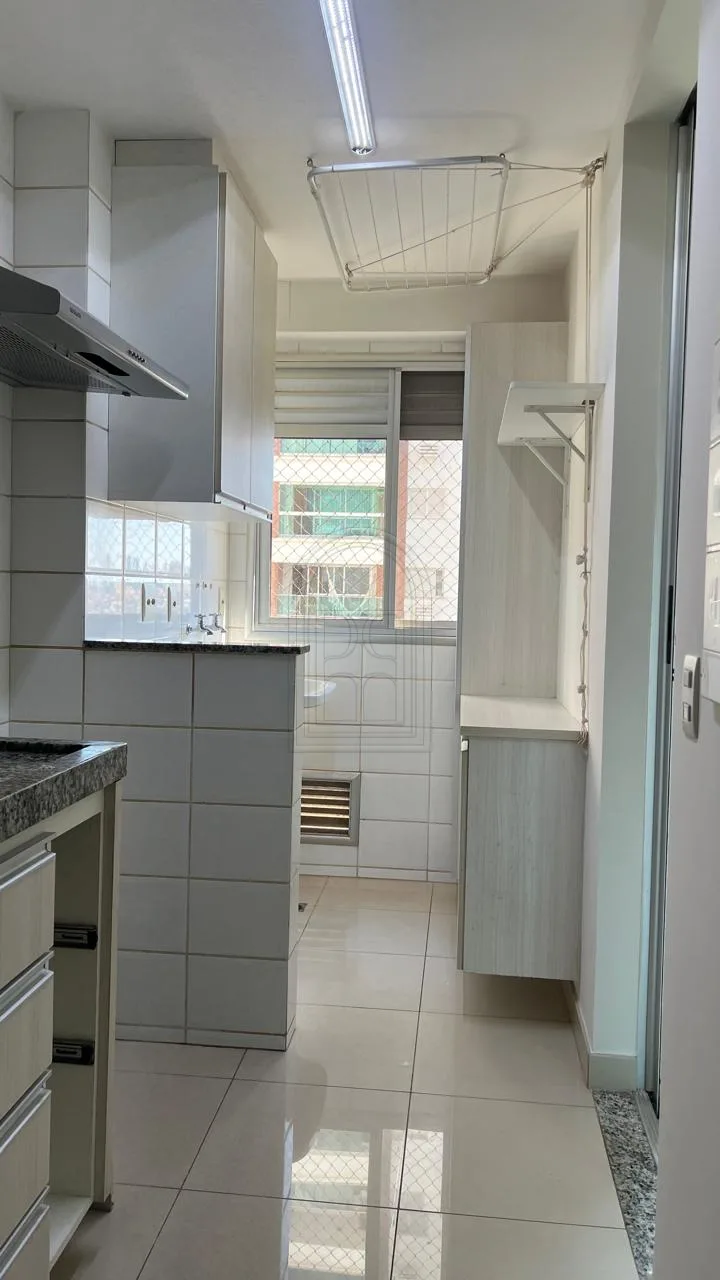 Alugar Apartamento / Padr&atilde;o em Londrina R$ 3.500,00 - Foto 8