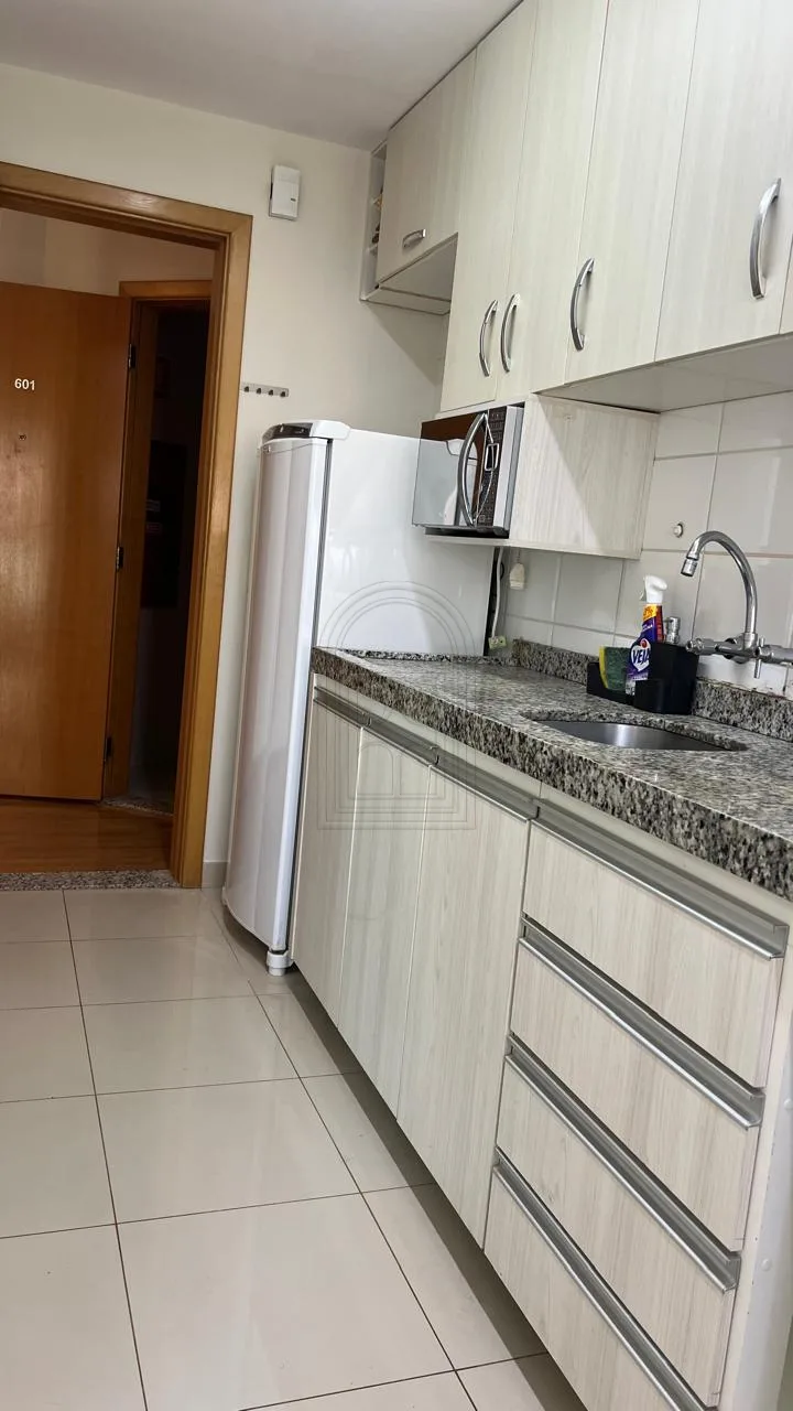 Alugar Apartamento / Padr&atilde;o em Londrina R$ 3.500,00 - Foto 9