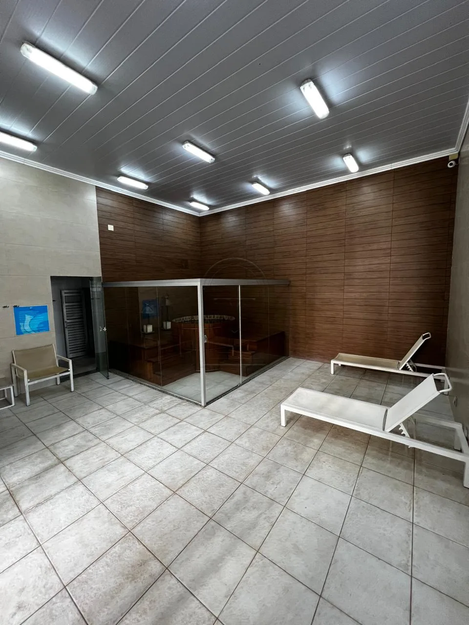 Alugar Apartamento / Padr&atilde;o em Londrina R$ 3.500,00 - Foto 27