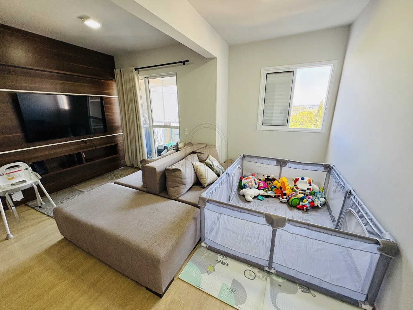 Comprar Apartamento / Padr&atilde;o em Londrina R$ 600.000,00 - Foto 6