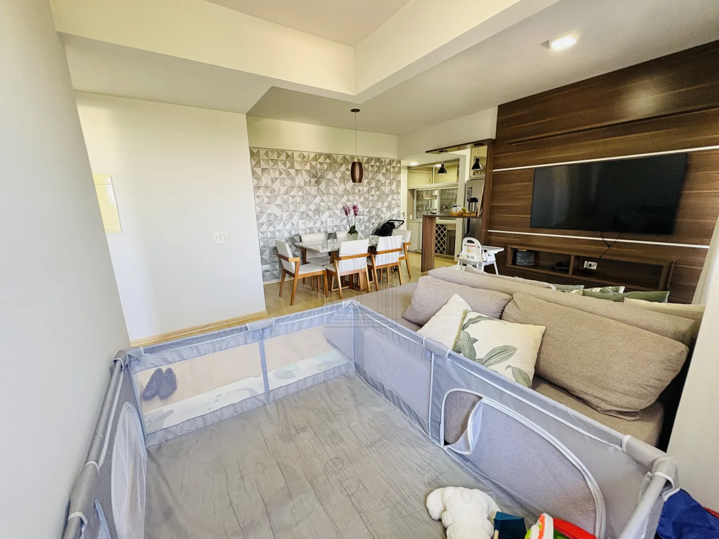 Comprar Apartamento / Padr&atilde;o em Londrina R$ 600.000,00 - Foto 7