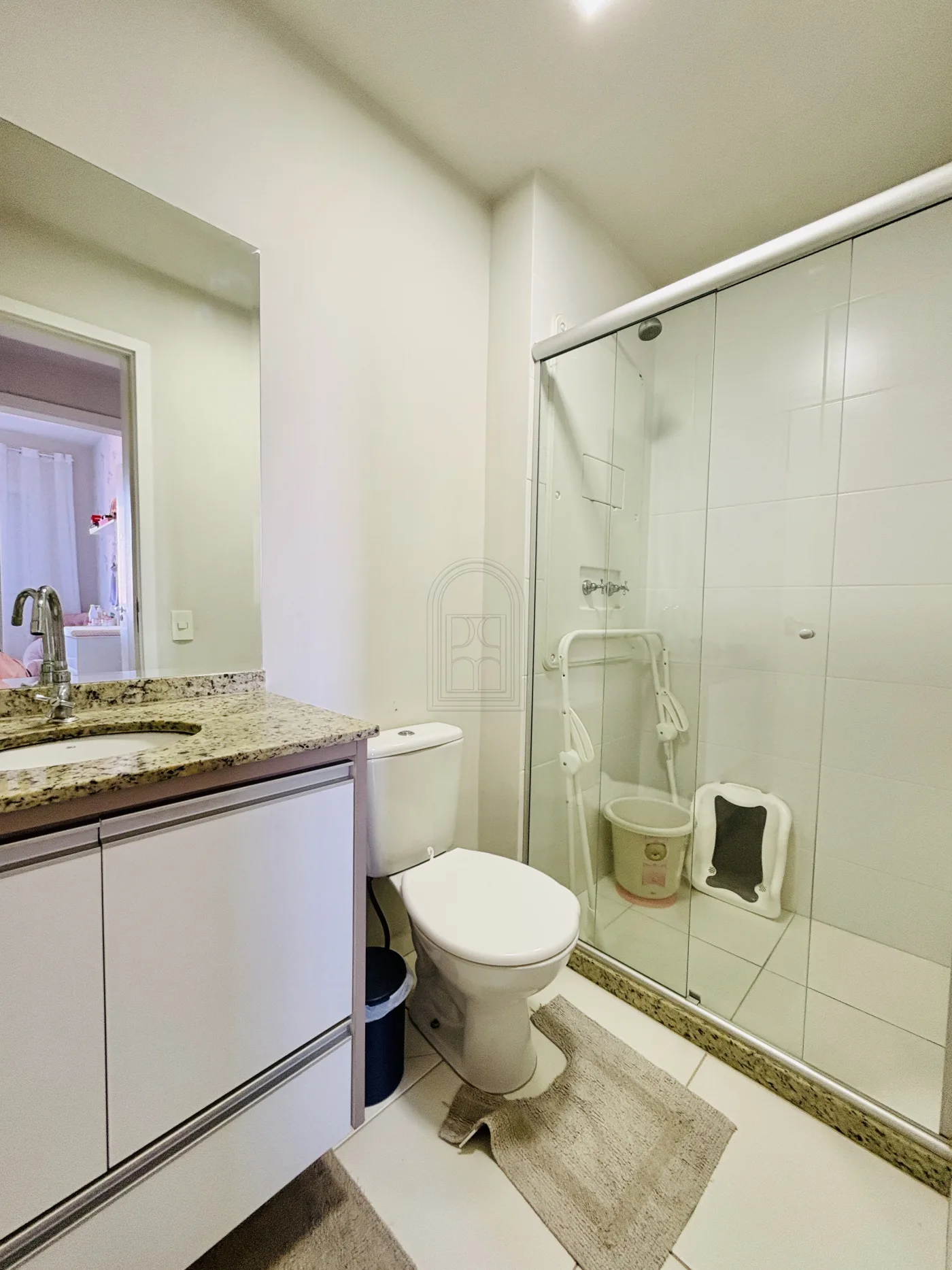 Comprar Apartamento / Padr&atilde;o em Londrina R$ 600.000,00 - Foto 15