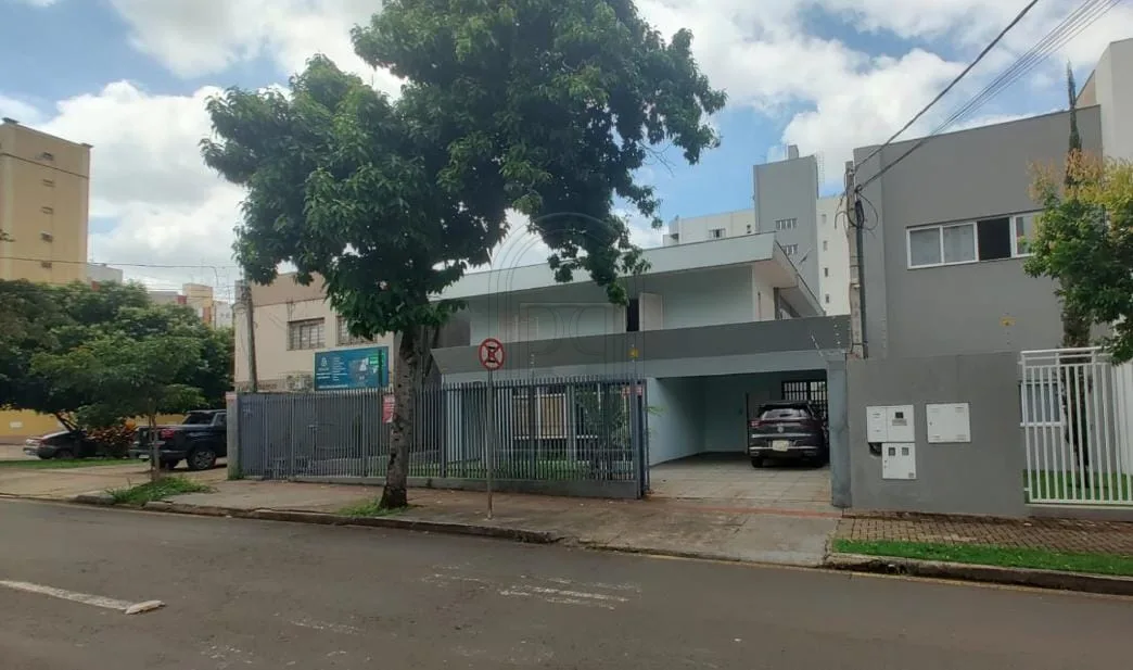 Comprar Casa / Sobrado em Londrina R$ 1.500.000,00 - Foto 1