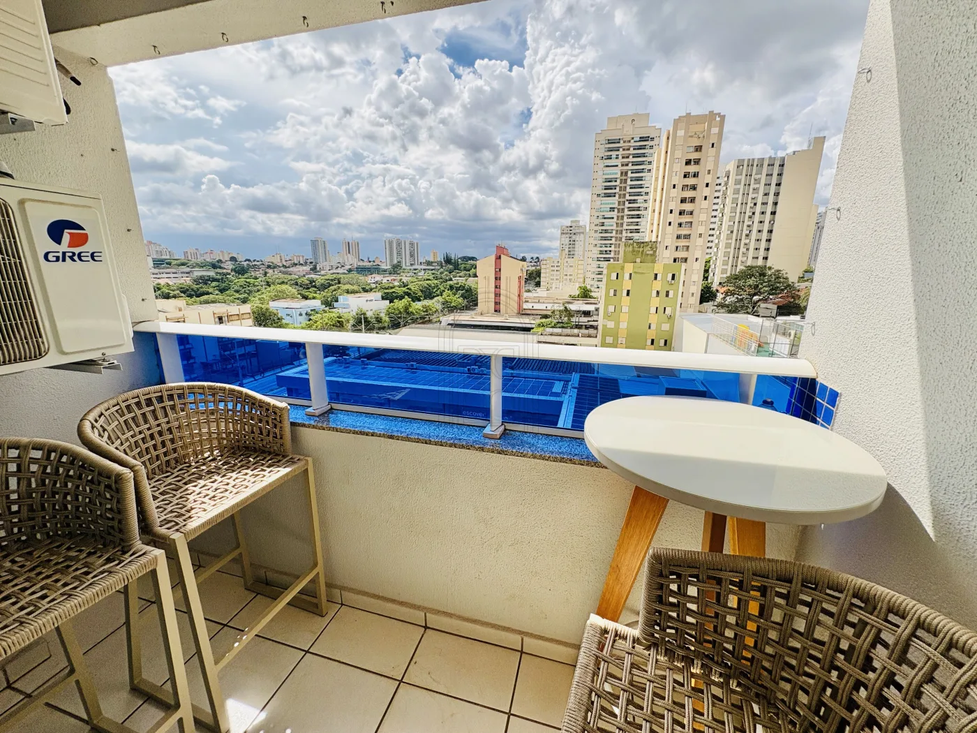Comprar Apartamento / Padr&atilde;o em Londrina R$ 550.000,00 - Foto 16