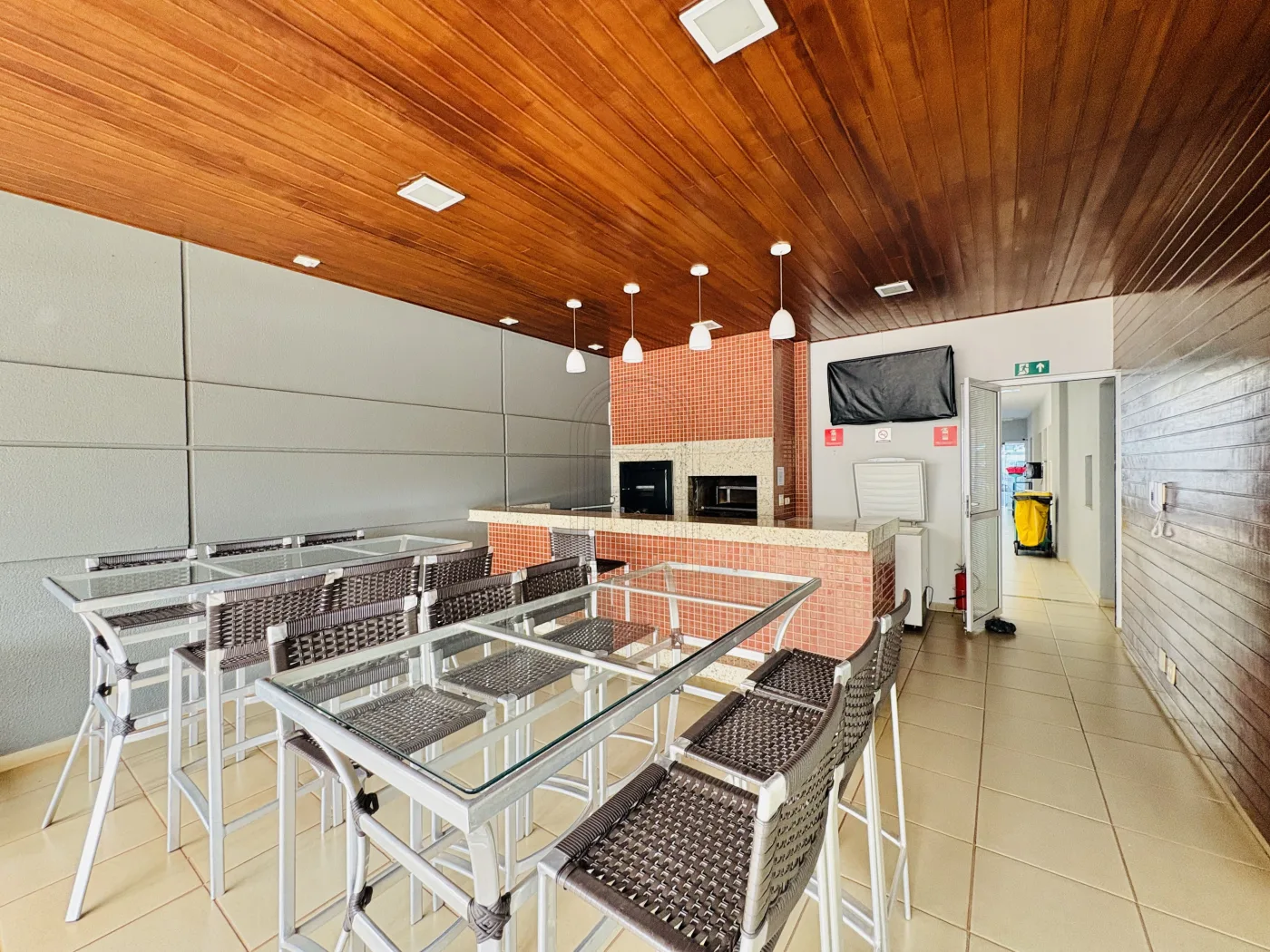 Comprar Apartamento / Padr&atilde;o em Londrina R$ 550.000,00 - Foto 25