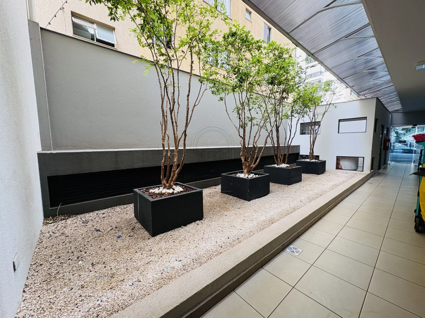 Comprar Apartamento / Padr&atilde;o em Londrina R$ 550.000,00 - Foto 28