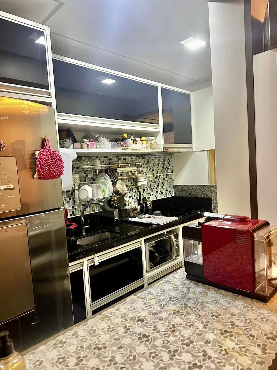 Comprar Apartamento / Padr&atilde;o em Londrina R$ 530.000,00 - Foto 3