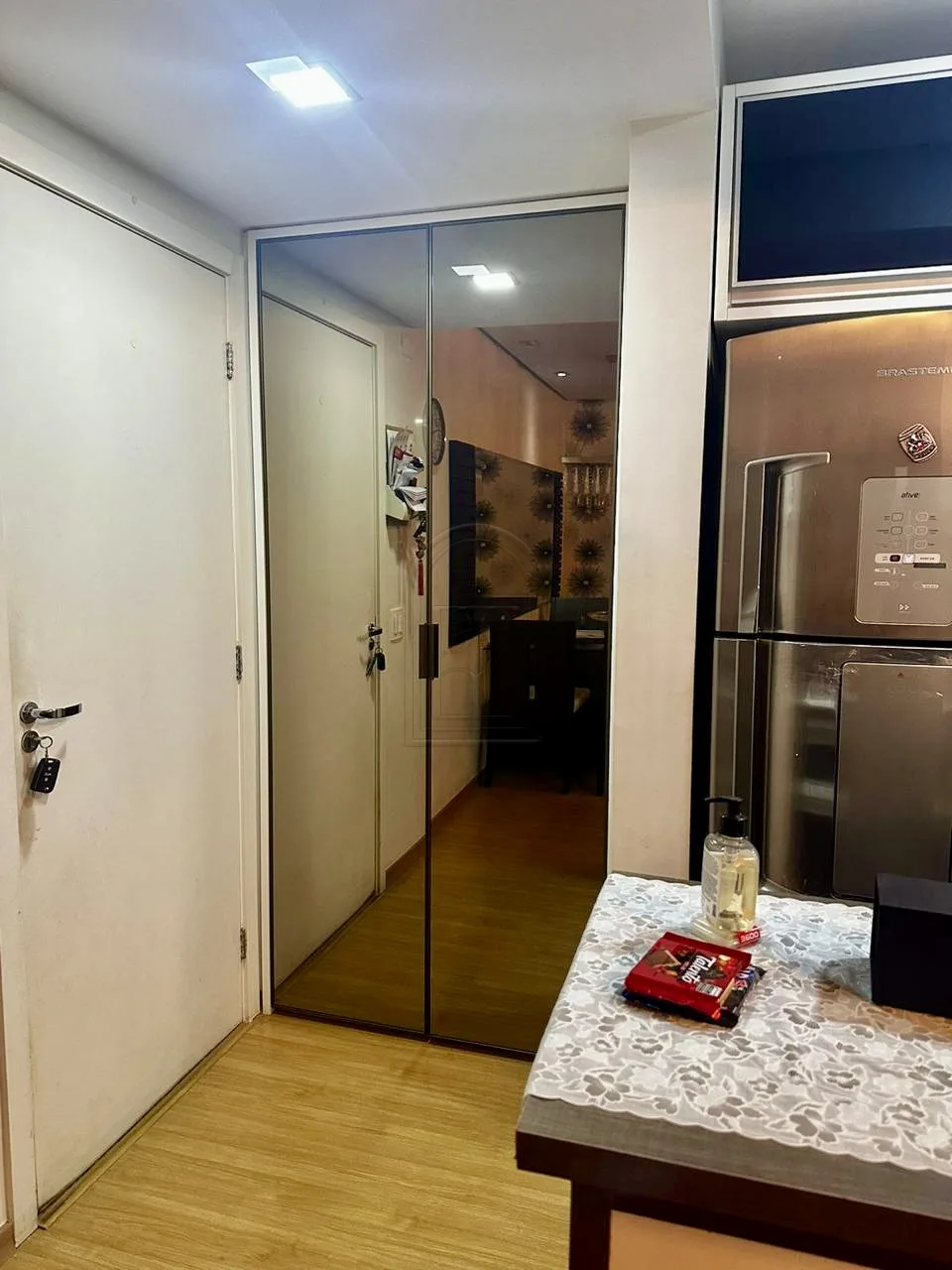 Comprar Apartamento / Padr&atilde;o em Londrina R$ 530.000,00 - Foto 5