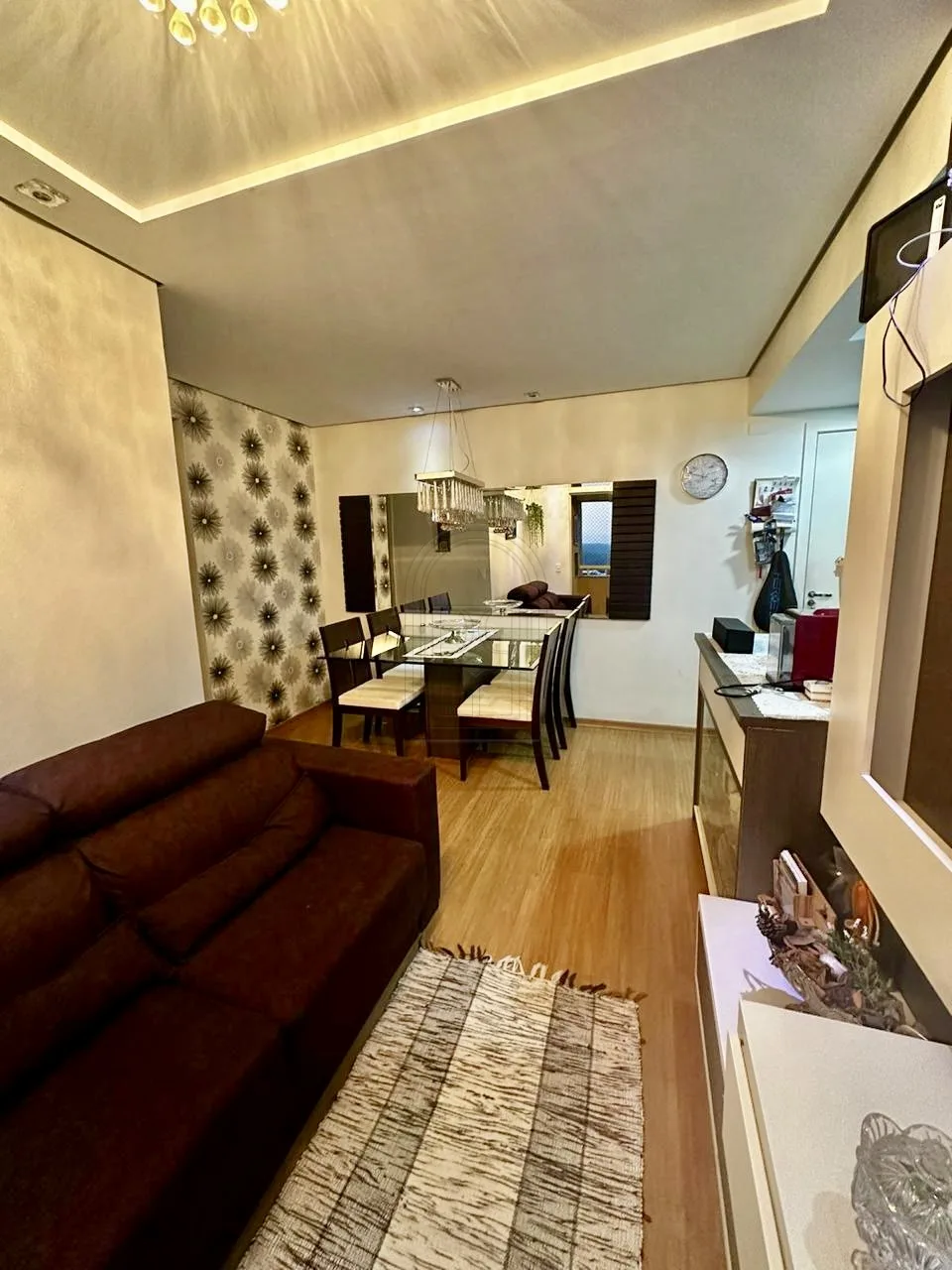 Comprar Apartamento / Padr&atilde;o em Londrina R$ 530.000,00 - Foto 6