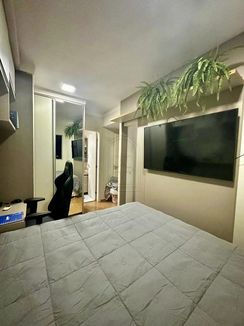 Comprar Apartamento / Padr&atilde;o em Londrina R$ 530.000,00 - Foto 8