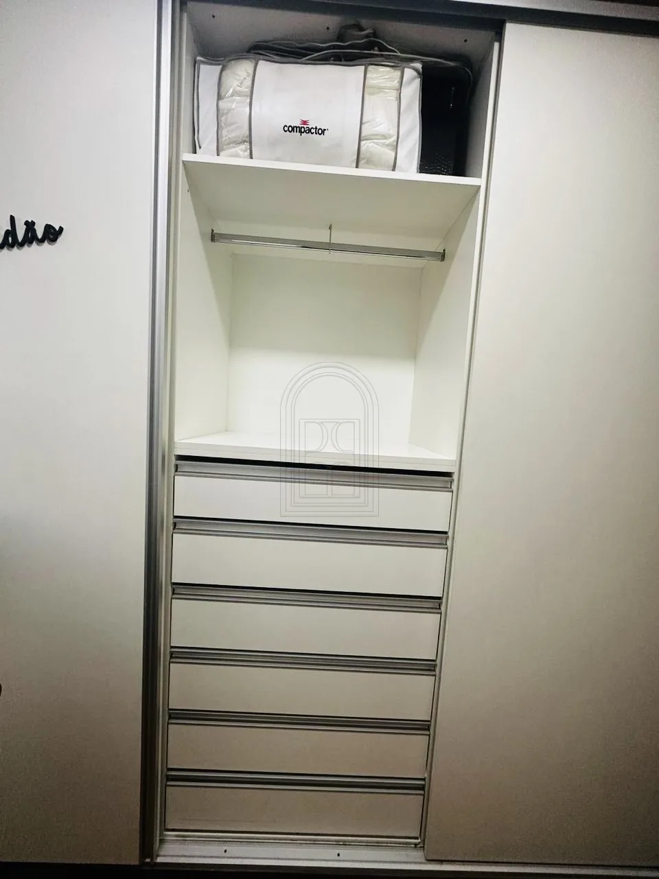 Comprar Apartamento / Padr&atilde;o em Londrina R$ 530.000,00 - Foto 9
