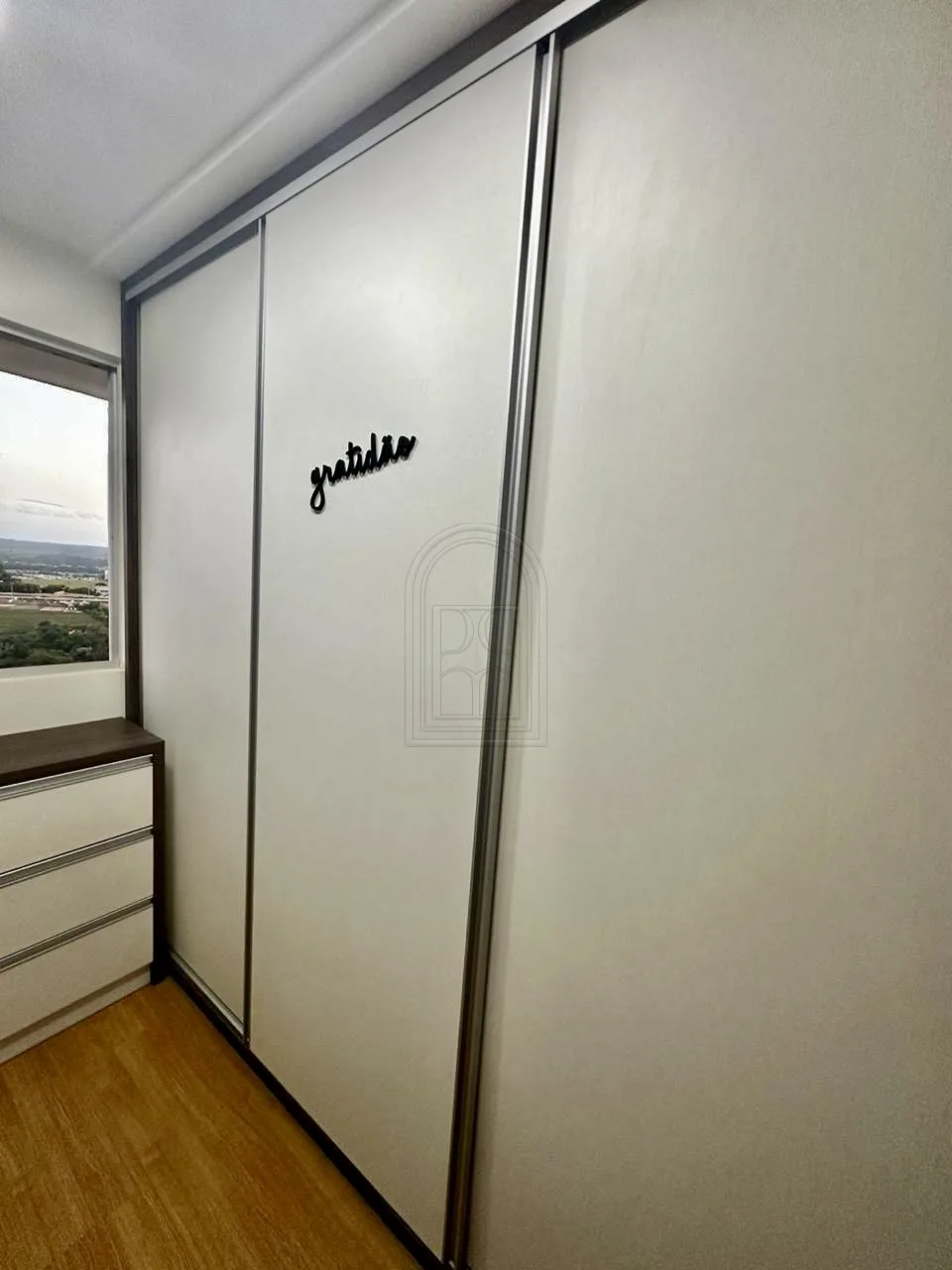 Comprar Apartamento / Padr&atilde;o em Londrina R$ 530.000,00 - Foto 10
