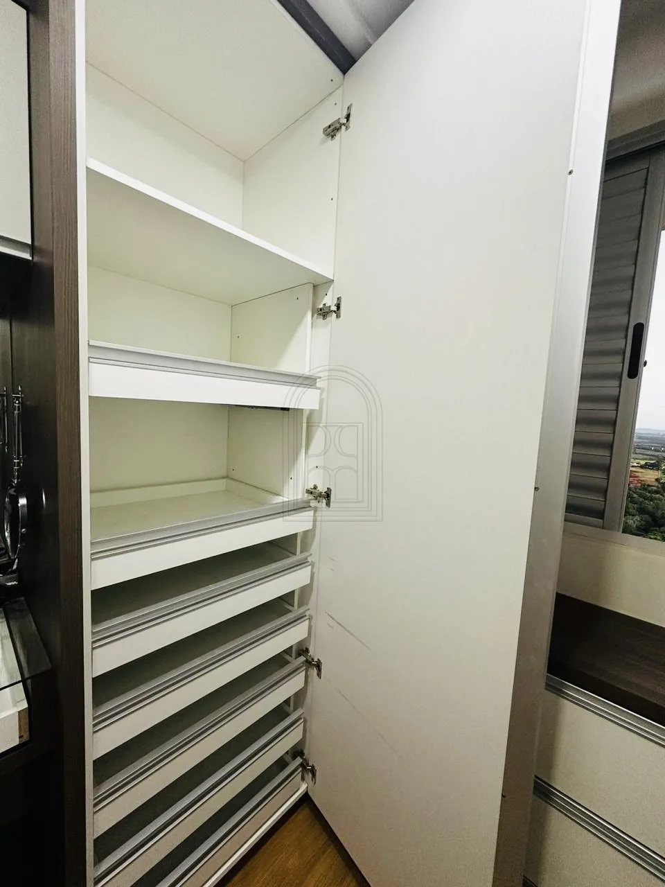 Comprar Apartamento / Padr&atilde;o em Londrina R$ 530.000,00 - Foto 18